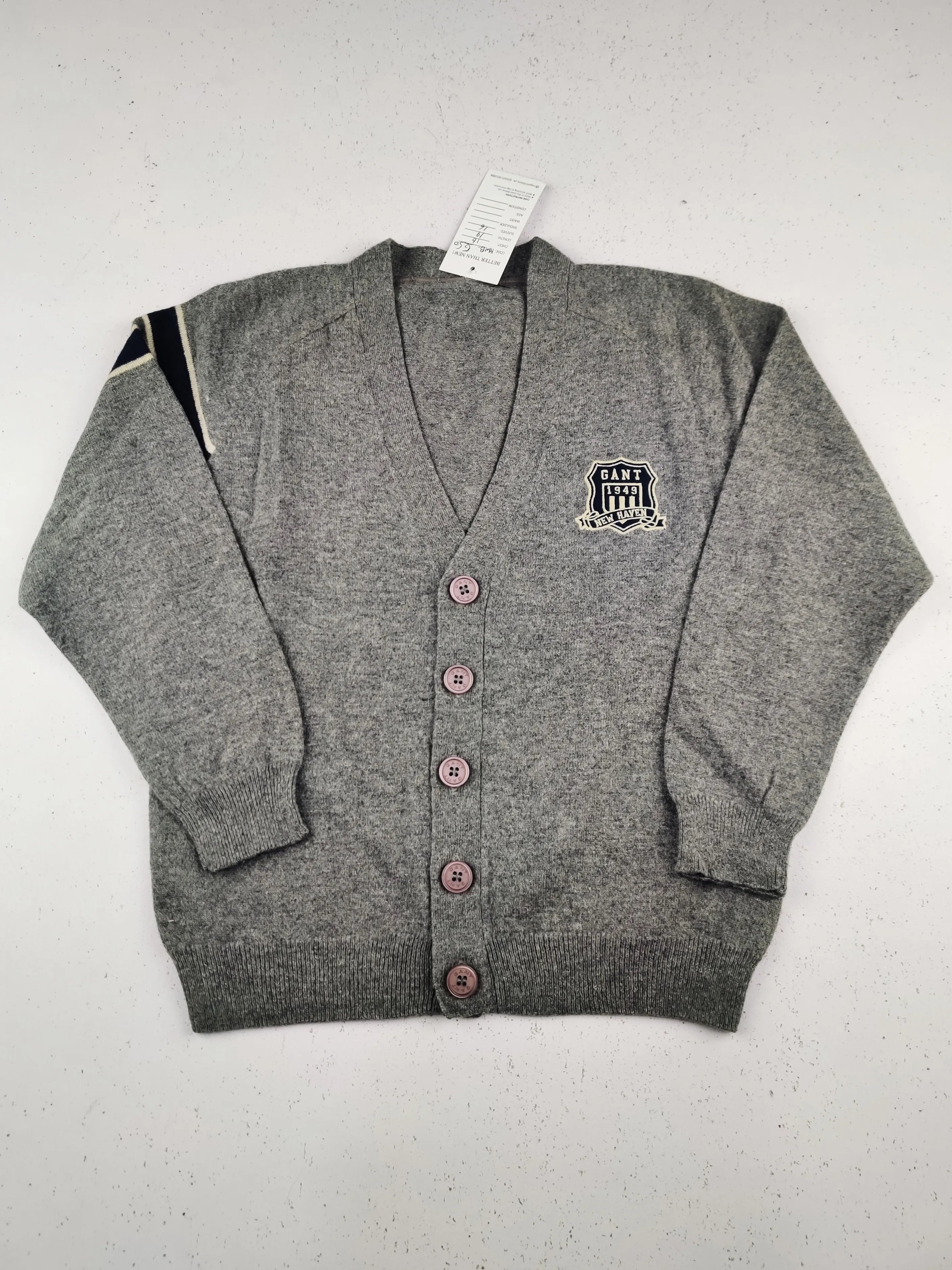 Buy online pre-used pre-loved 100% authentic & Original branded Gant 1949 (KWB-5250) available in Pakistan. Top international brands avilable.