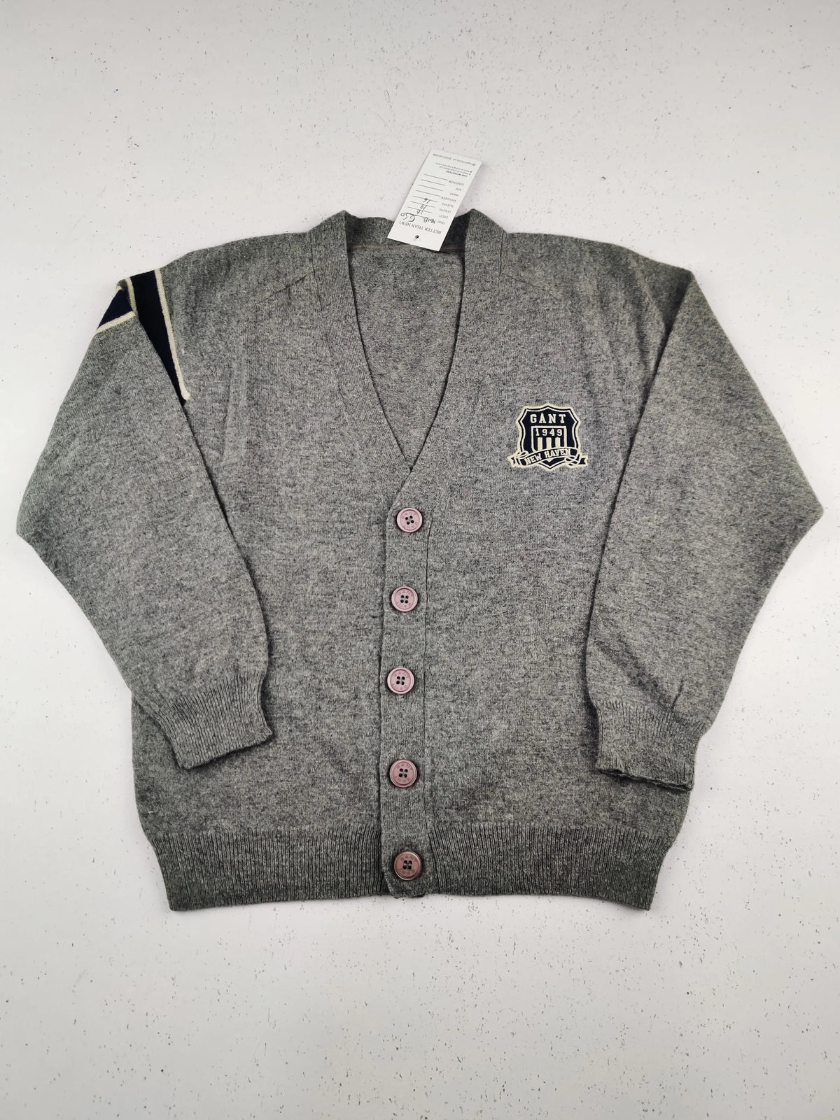 Buy online pre-used pre-loved 100% authentic & Original branded Gant 1949 (KWB-5250) available in Pakistan. Top international brands avilable.
