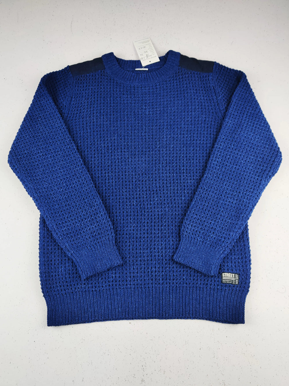 Buy online pre-used pre-loved 100% authentic & Original branded F&F (KWB-5269) available in Pakistan. Top international brands avilable.