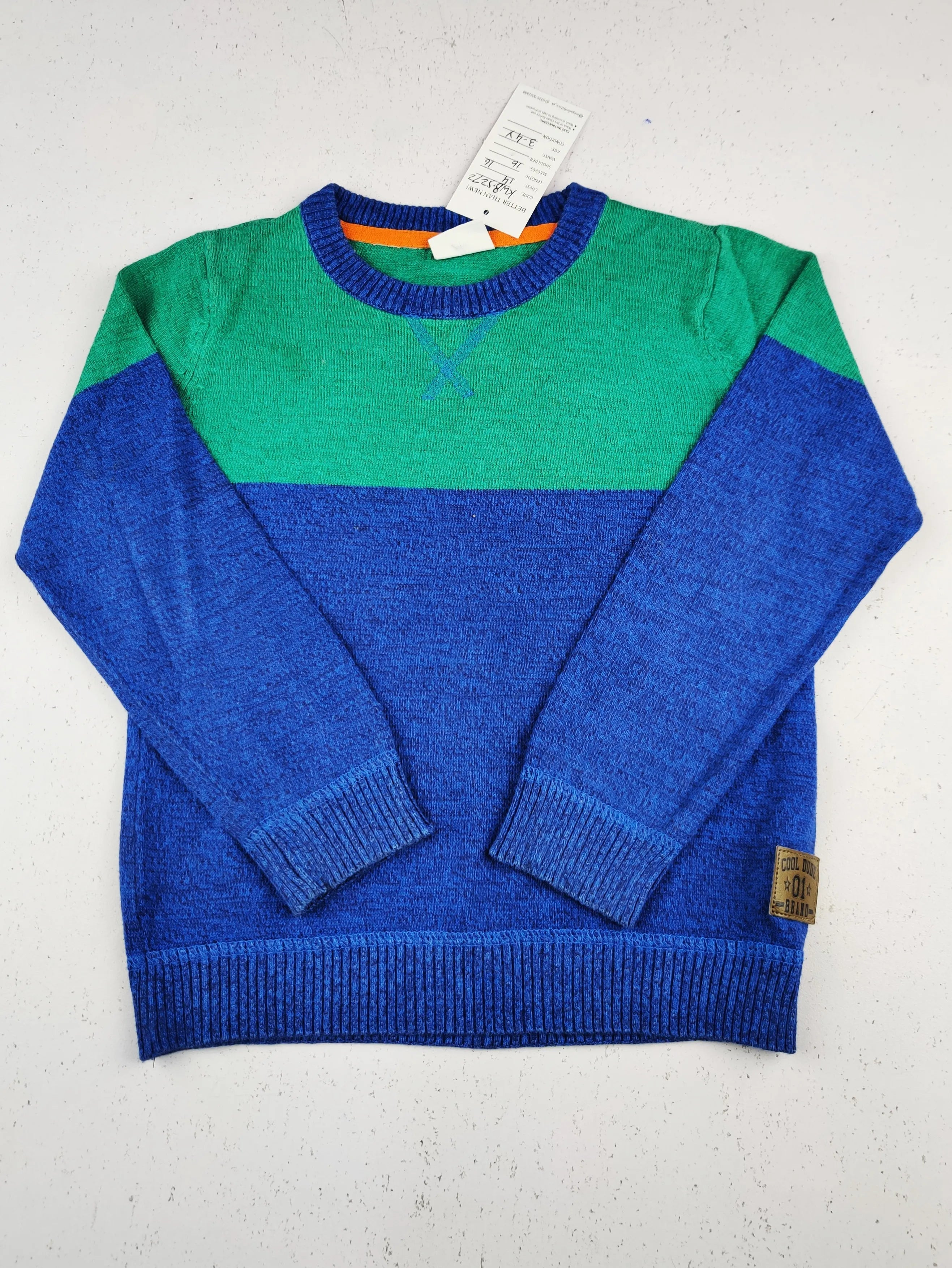 Buy online pre-used pre-loved 100% authentic & Original branded F&F (KWB-5272) available in Pakistan. Top international brands avilable.