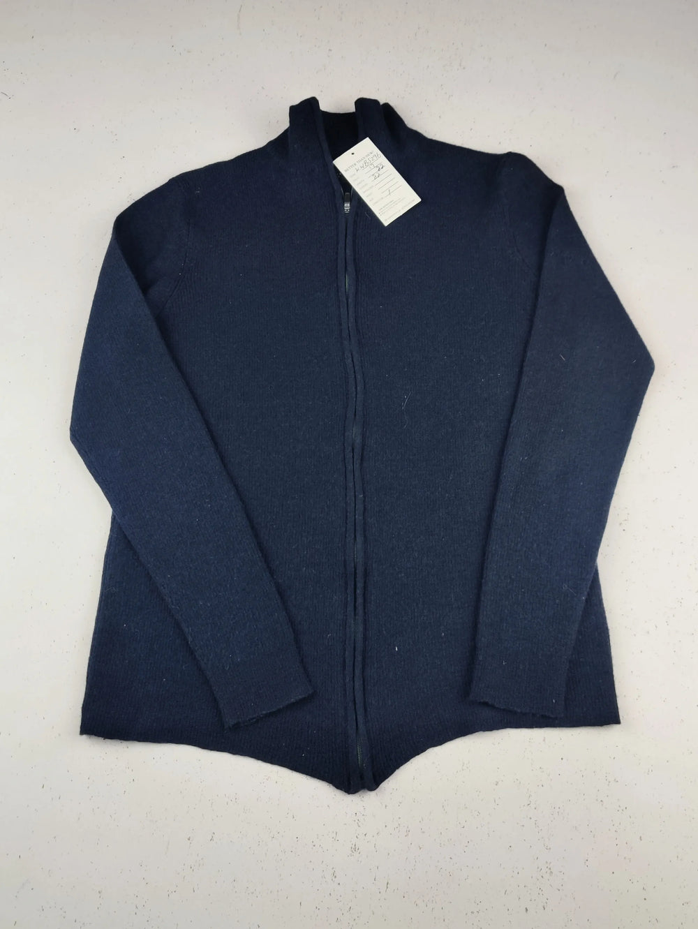 Buy online pre-used pre-loved 100% authentic & Original branded Dunnes Stores (KWB-5296) available in Pakistan. Top international brands avilable.