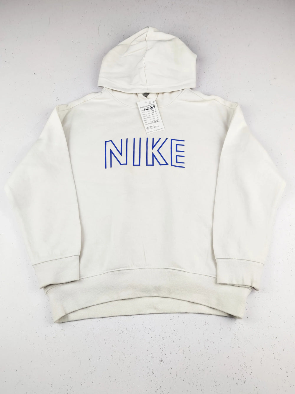 Buy online pre-used pre-loved 100% authentic & Original branded N.I.K.E (KWB-5310) available in Pakistan. Top international brands avilable.