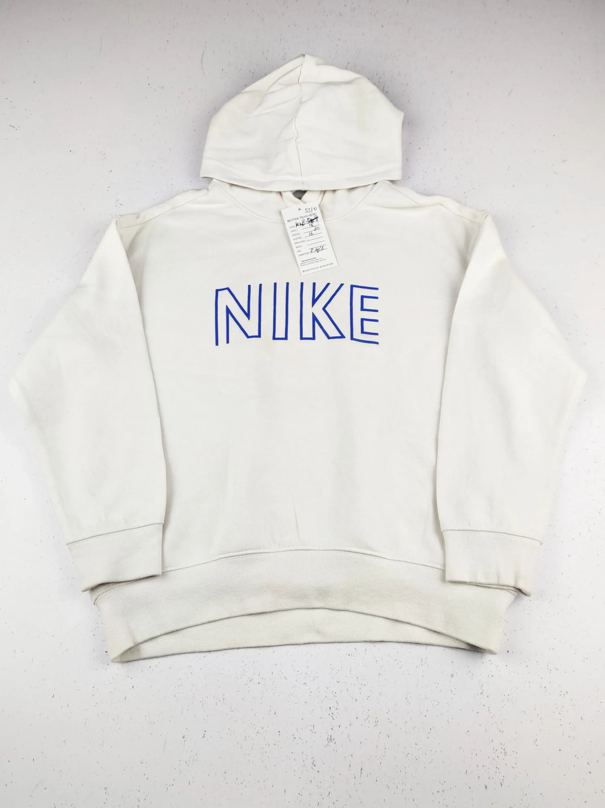 Buy online pre-used pre-loved 100% authentic & Original branded N.I.K.E (KWB-5310) available in Pakistan. Top international brands avilable.