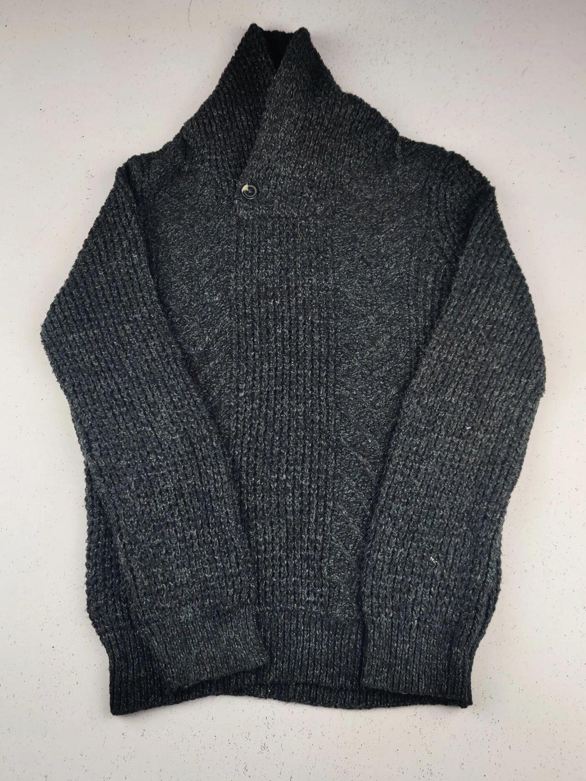 Buy online pre-used pre-loved 100% authentic & Original branded F&F (KWB-5334) available in Pakistan. Top international brands avilable.