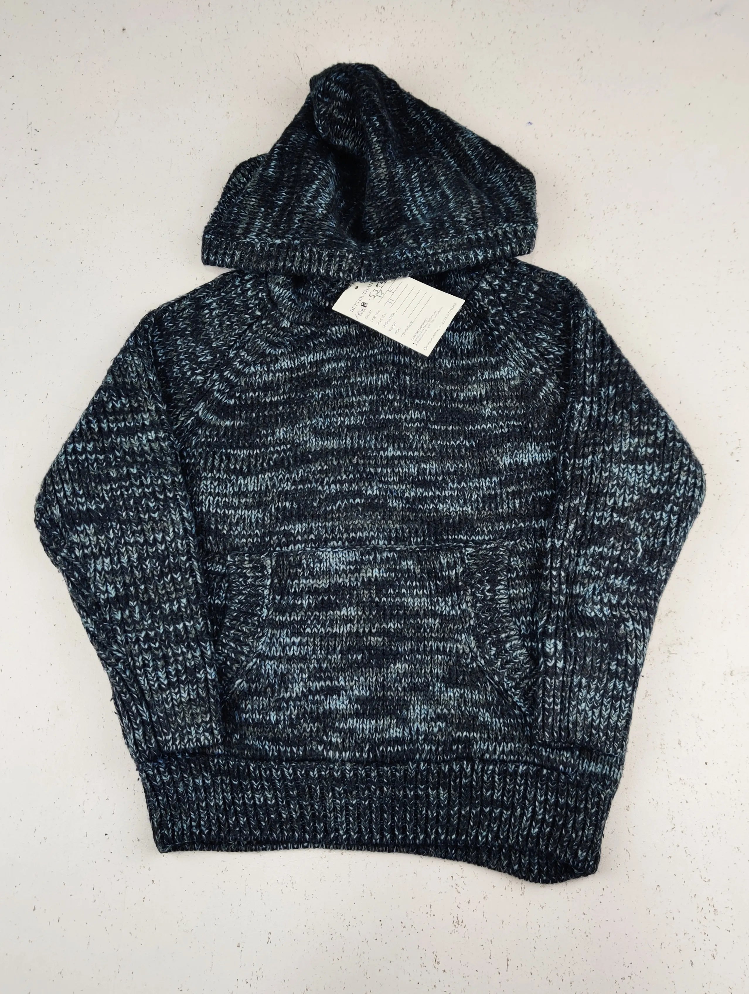 Buy online pre-used pre-loved 100% authentic & Original branded Unknown Brand (KWB-5354) available in Pakistan. Top international brands avilable.