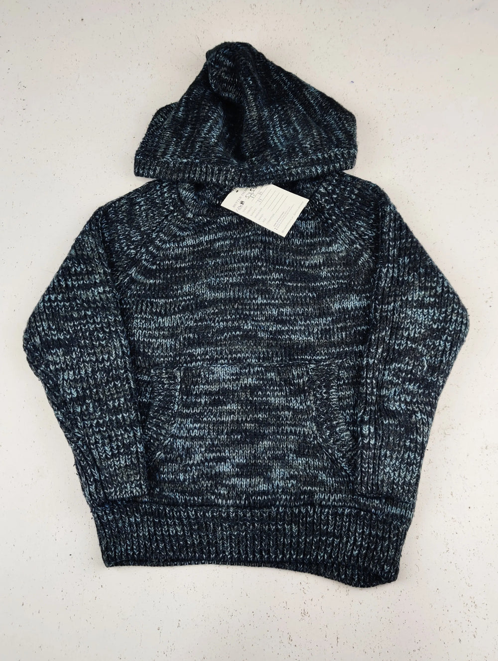 Buy online pre-used pre-loved 100% authentic & Original branded Unknown Brand (KWB-5354) available in Pakistan. Top international brands avilable.