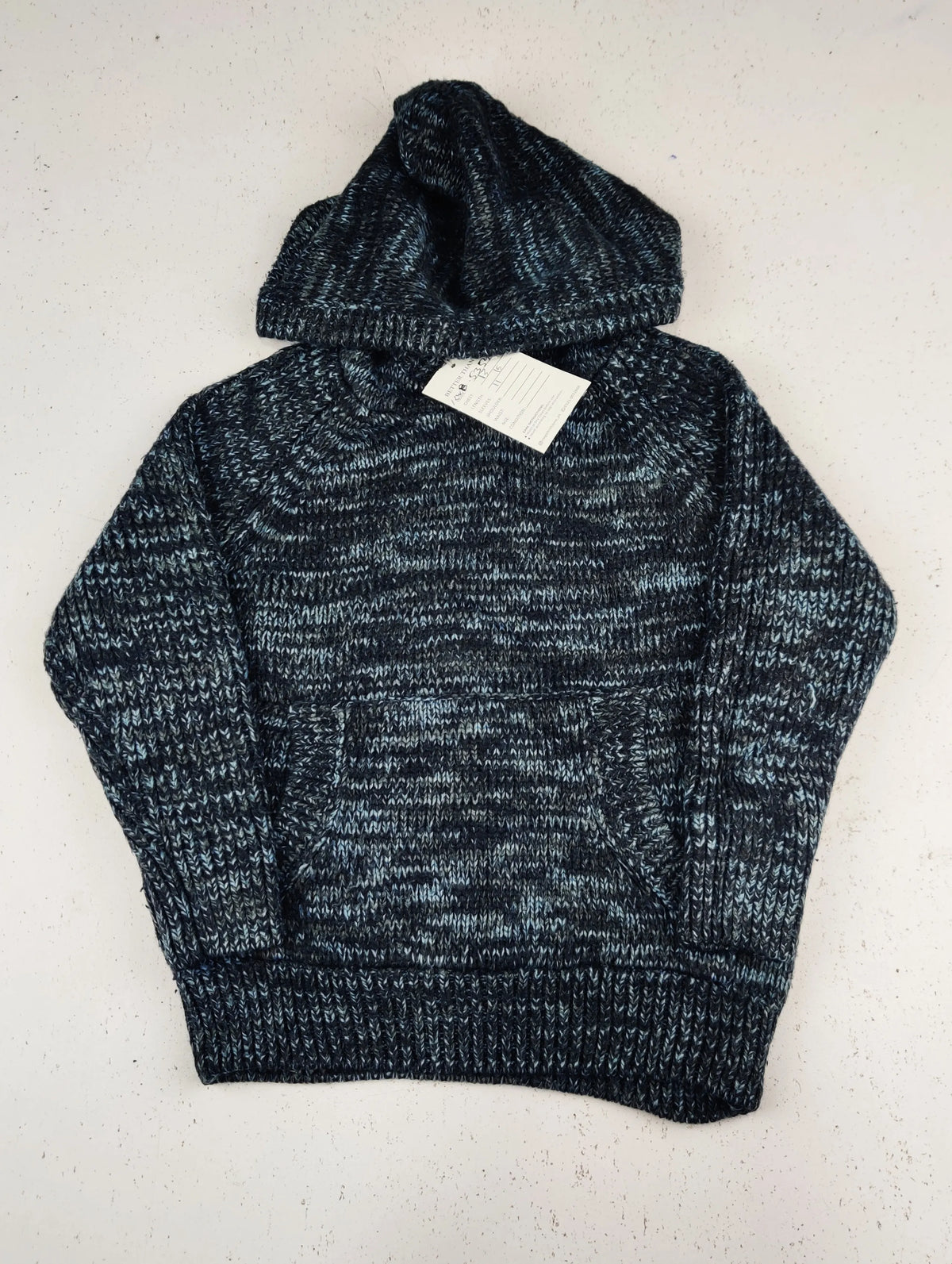 Buy online pre-used pre-loved 100% authentic & Original branded Unknown Brand (KWB-5354) available in Pakistan. Top international brands avilable.