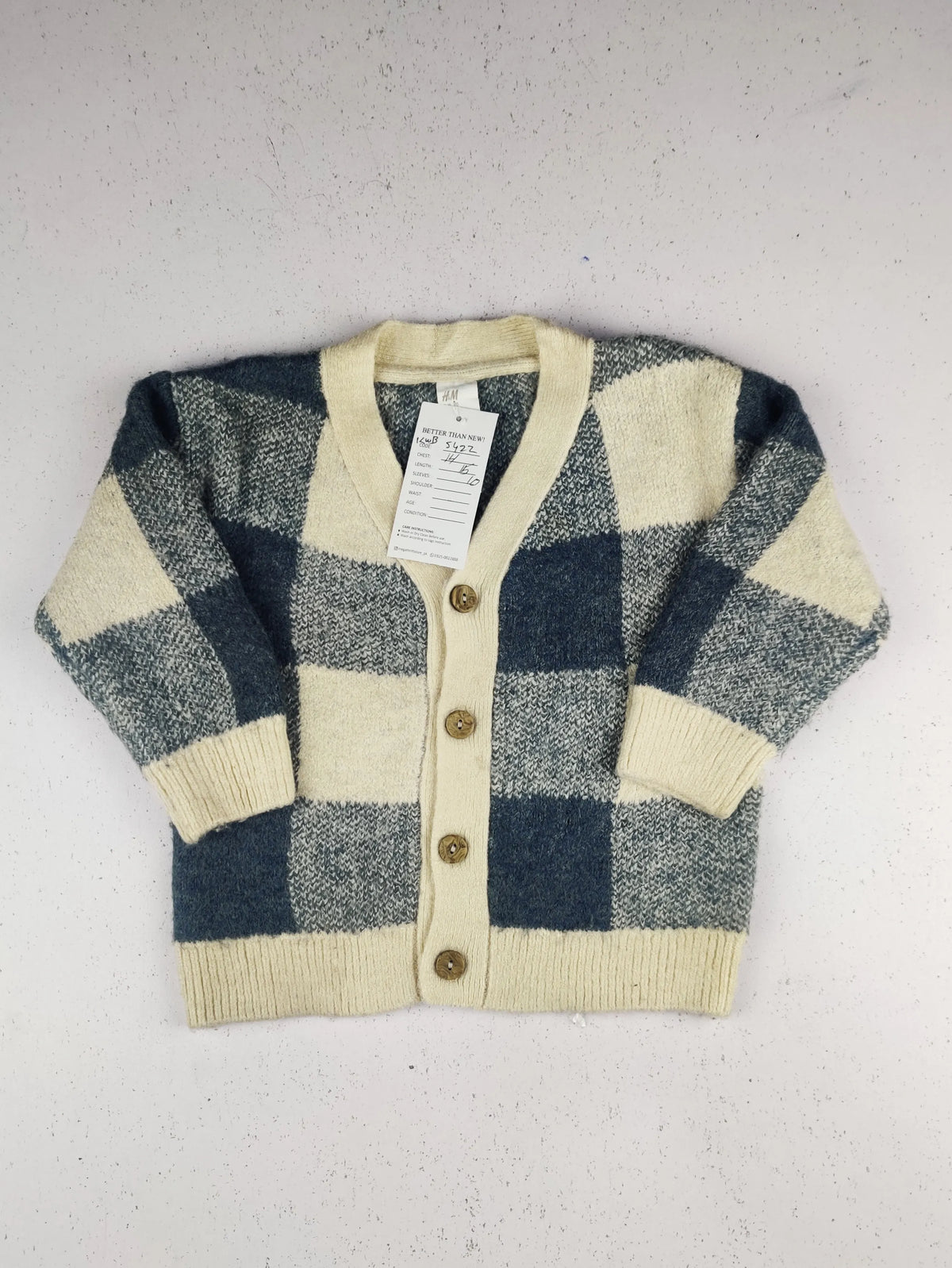 Buy online pre-used pre-loved 100% authentic & Original branded H&M (KWB-5422) available in Pakistan. Top international brands avilable.