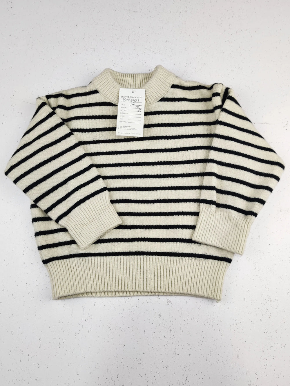Buy online pre-used pre-loved 100% authentic & Original branded Unknown Brand (KWB-5456) available in Pakistan. Top international brands avilable.