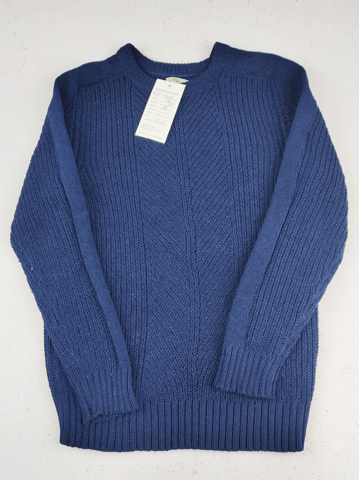 Buy online pre-used pre-loved 100% authentic & Original branded F&F (KWB-5485) available in Pakistan. Top international brands avilable.