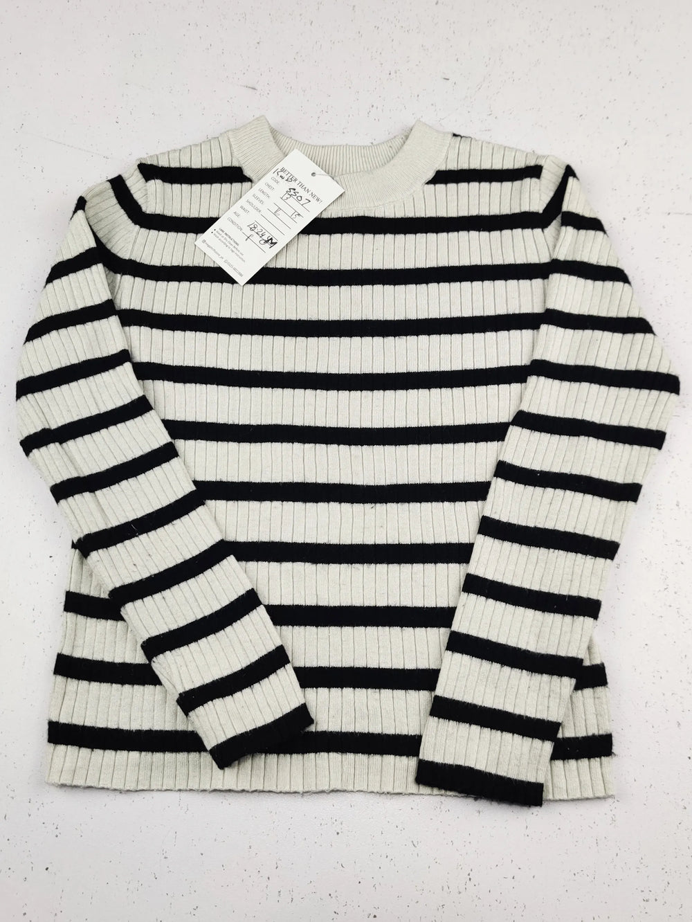 Buy online pre-used pre-loved 100% authentic & Original branded Zara (KWB-5507) available in Pakistan. Top international brands avilable.