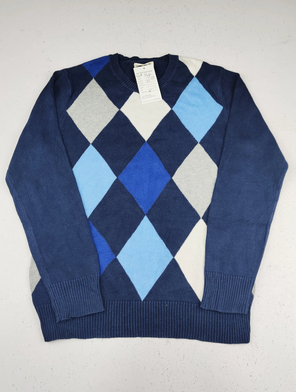 Buy online pre-used pre-loved 100% authentic & Original branded Nevada (KWB-5519) available in Pakistan. Top international brands avilable.