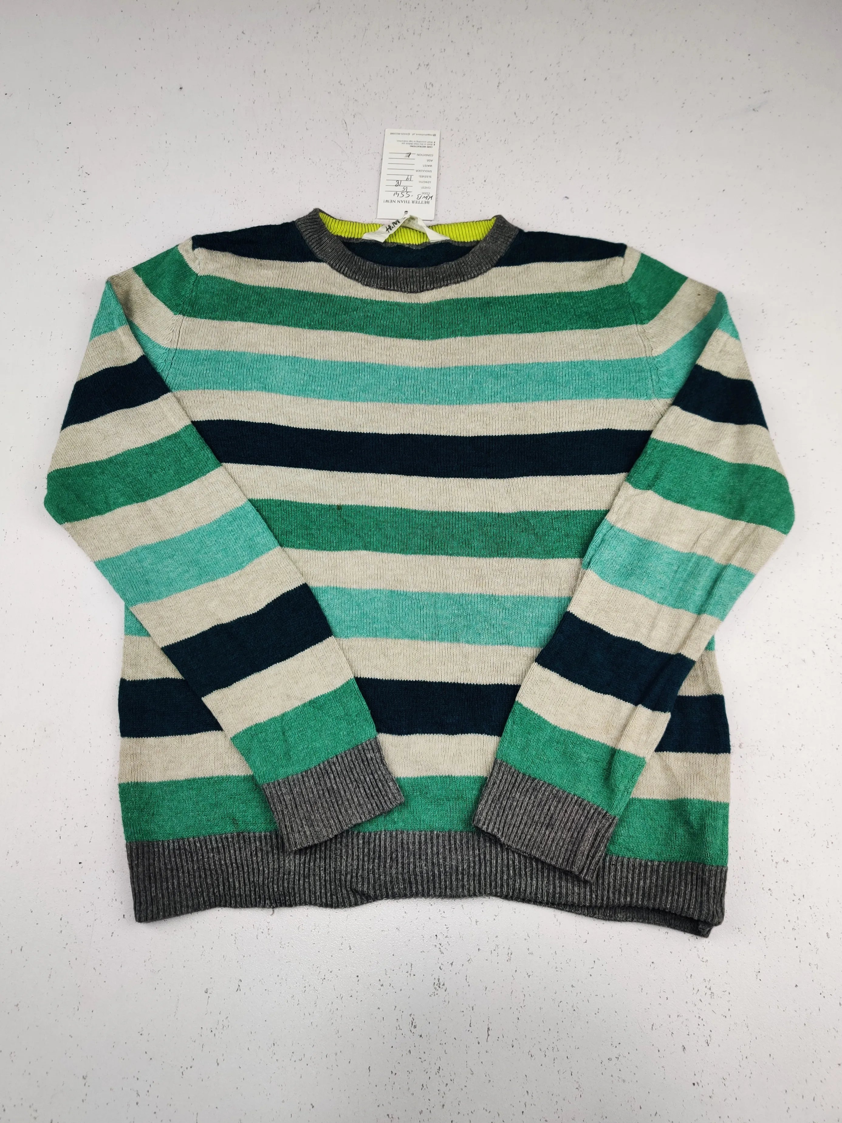 Buy online pre-used pre-loved 100% authentic & Original branded H&M (KWB-5541) available in Pakistan. Top international brands avilable.