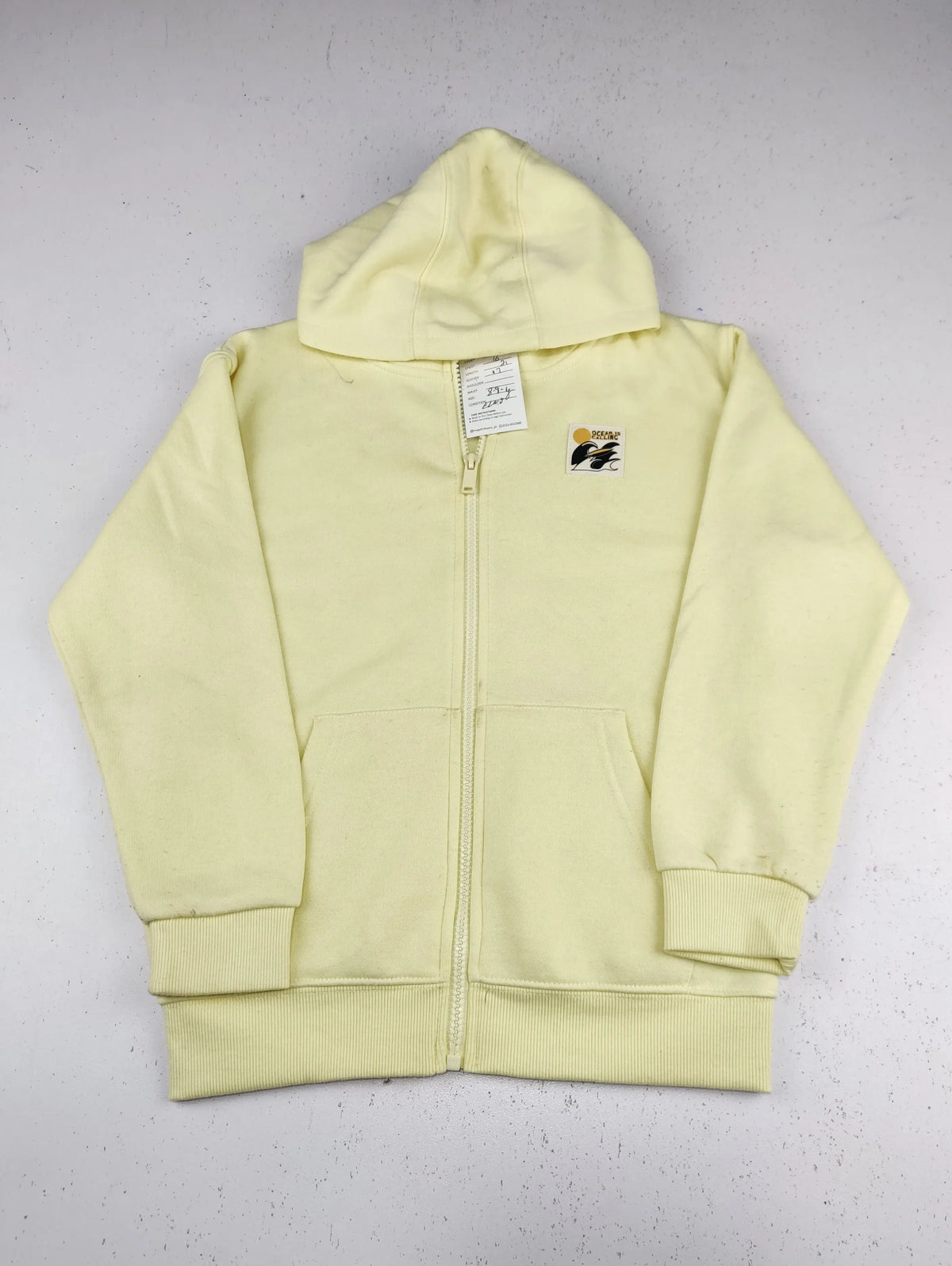 Buy online pre-used pre-loved 100% authentic & Original branded Dunnes Stores (KWB-5570) available in Pakistan. Top international brands avilable.
