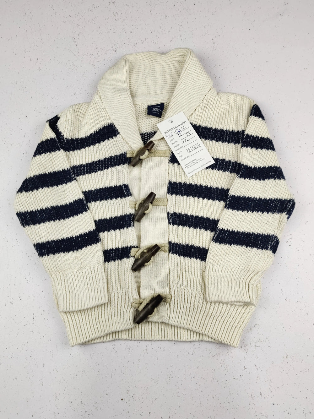 Buy online pre-used pre-loved 100% authentic & Original branded Gap (KWB-5612) available in Pakistan. Top international brands avilable.