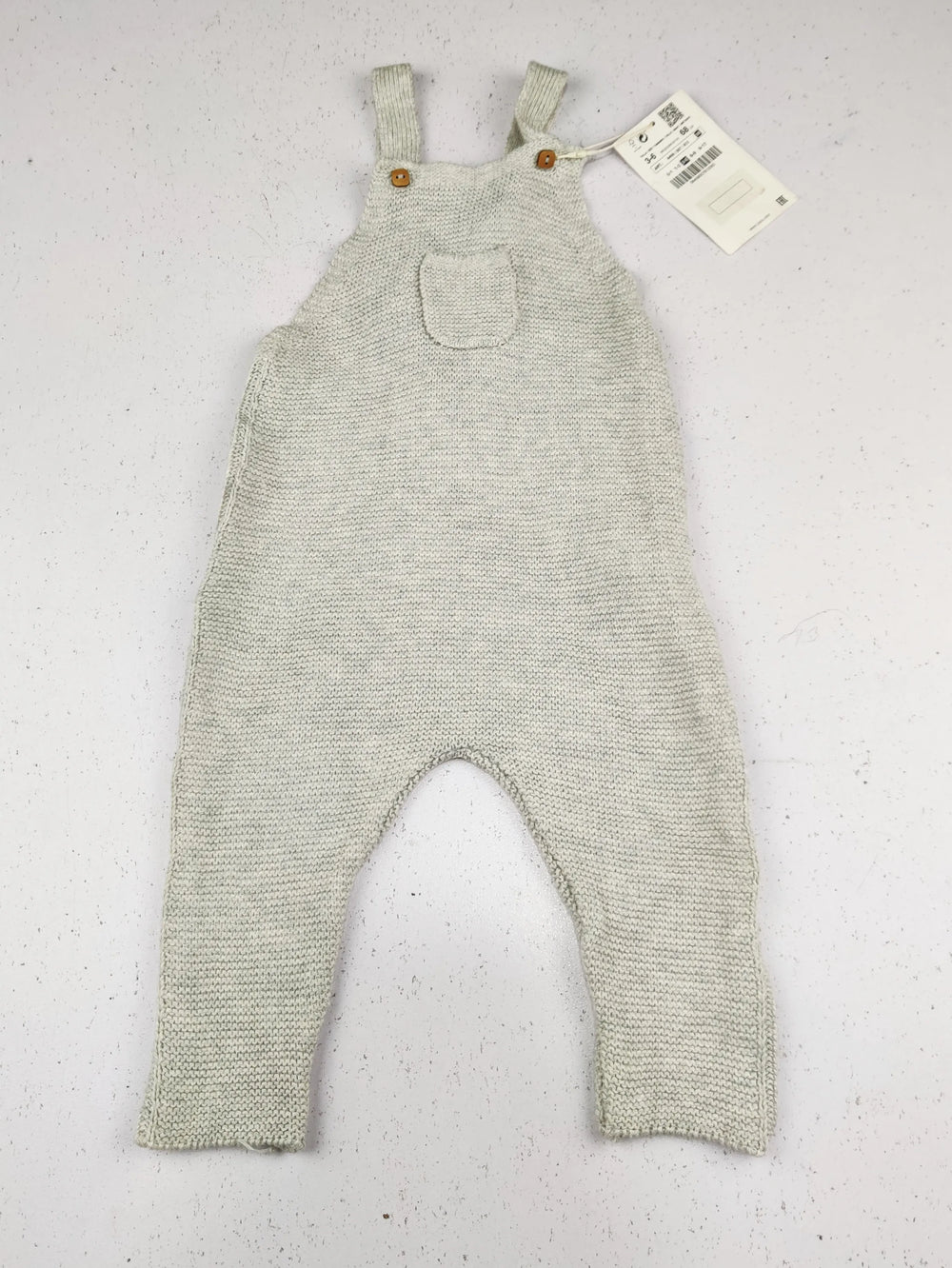 Buy online pre-used pre-loved 100% authentic & Original branded Zara (KWB-5632) available in Pakistan. Top international brands avilable.