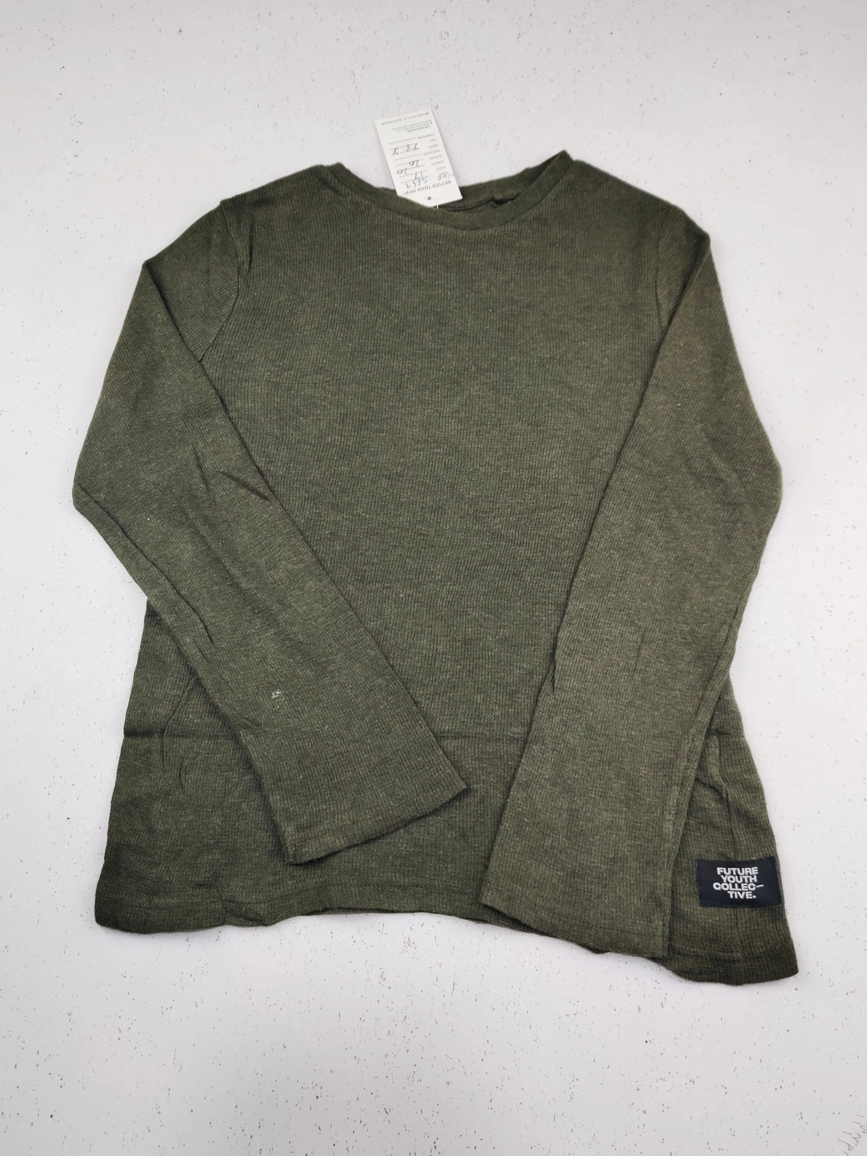 Buy online pre-used pre-loved 100% authentic & Original branded F&F (KWB-5659) available in Pakistan. Top international brands avilable.