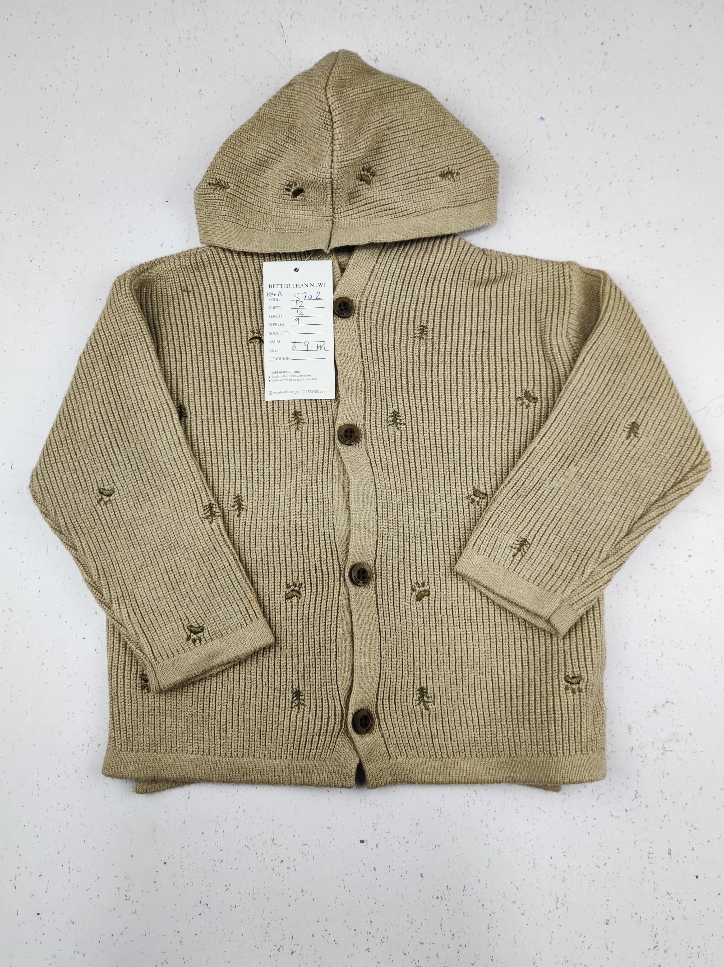 Buy online pre-used pre-loved 100% authentic & Original branded Zara (KWB-5702) available in Pakistan. Top international brands avilable.
