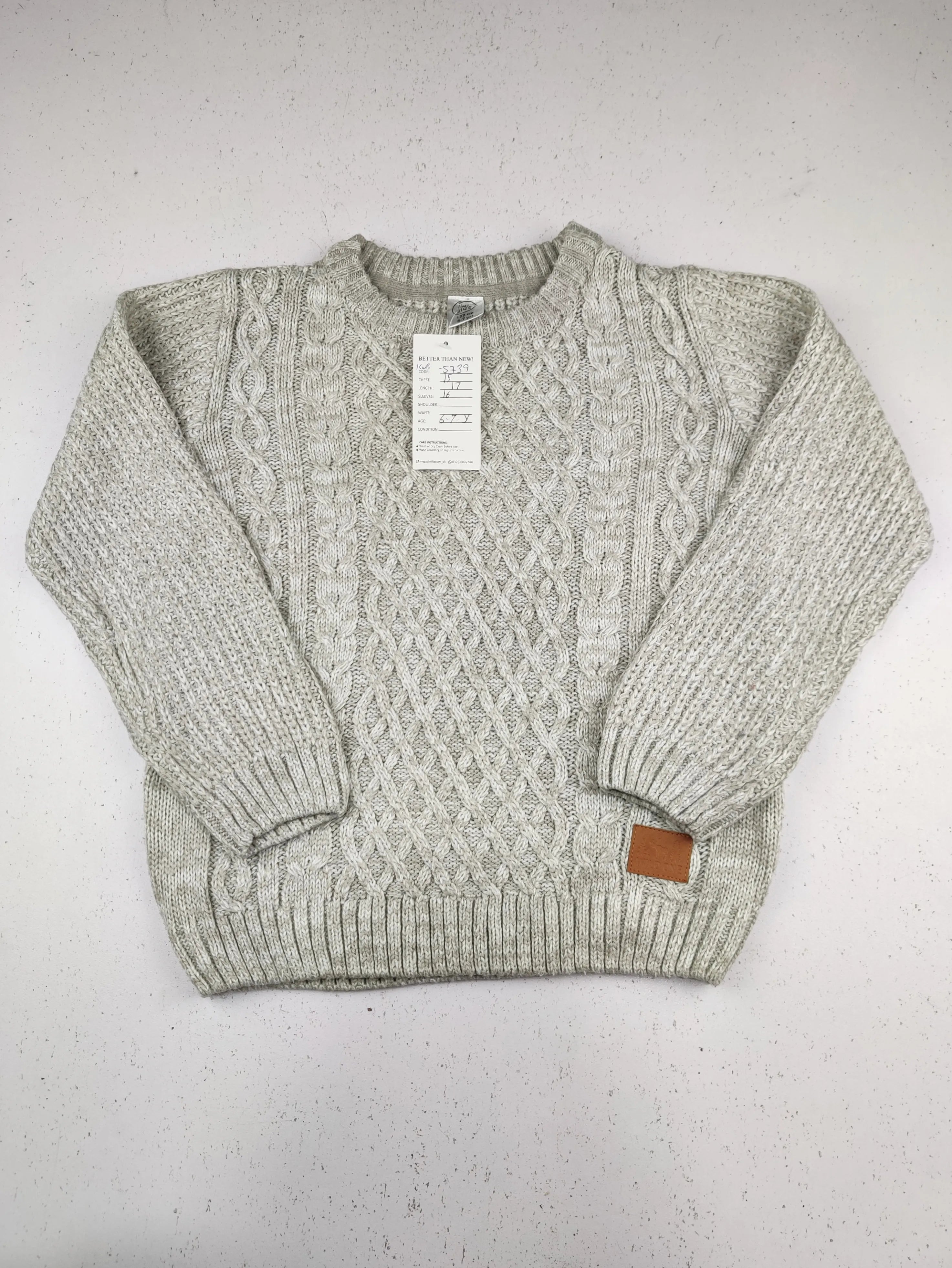 Buy online pre-used pre-loved 100% authentic & Original branded Little Kids (KWB-5739) available in Pakistan. Top international brands avilable.