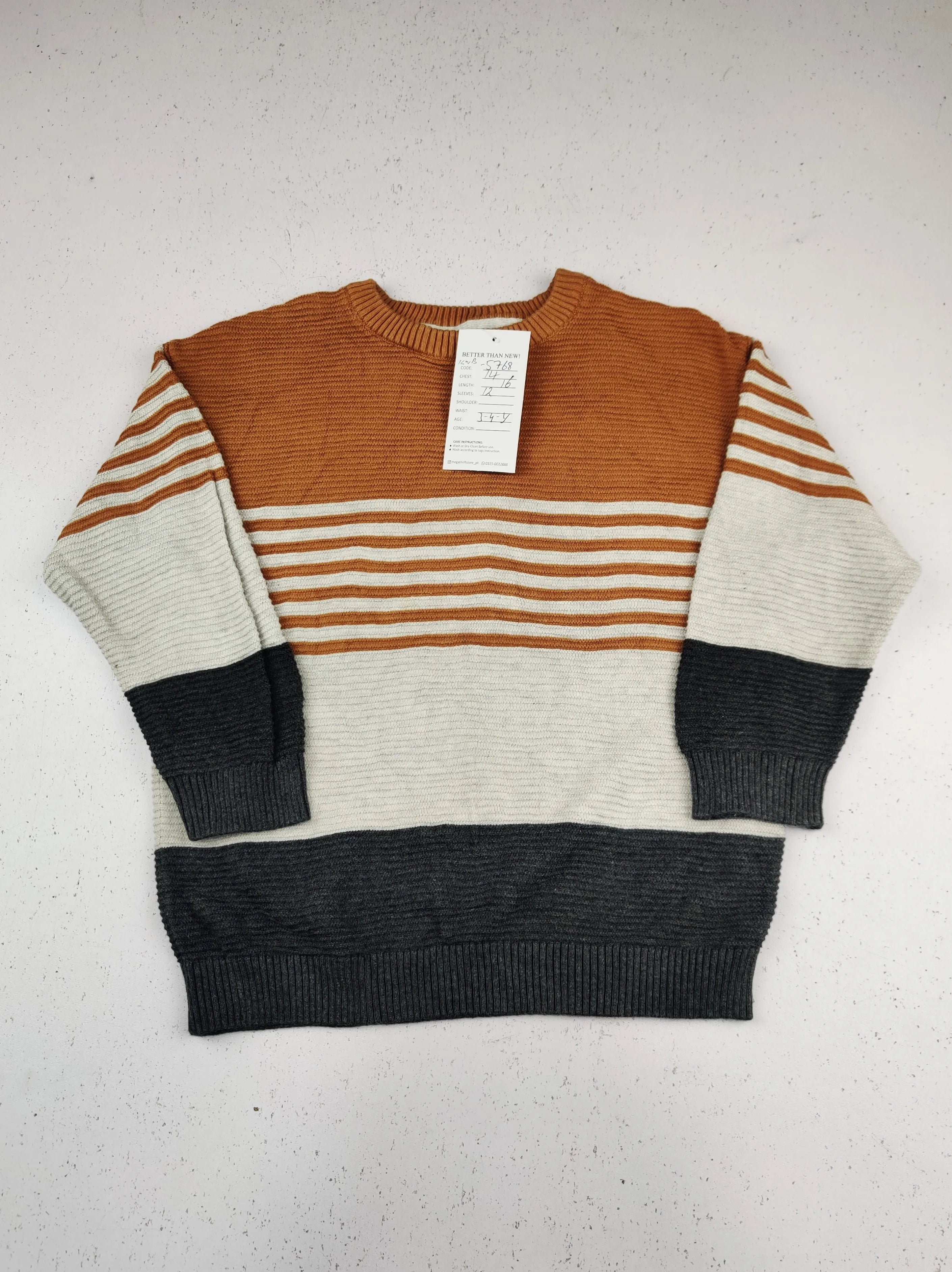 Buy online pre-used pre-loved 100% authentic & Original branded F&F (KWB-5768) available in Pakistan. Top international brands avilable.