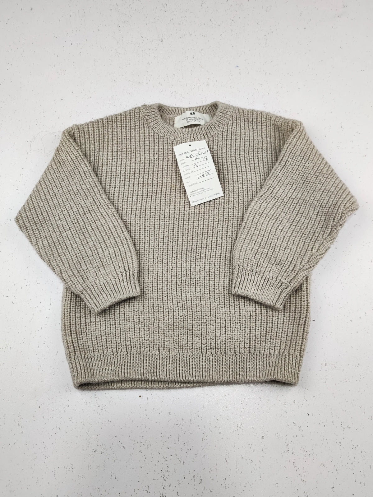 Buy online pre-used pre-loved 100% authentic & Original branded H&M (KWB-5801) available in Pakistan. Top international brands avilable.