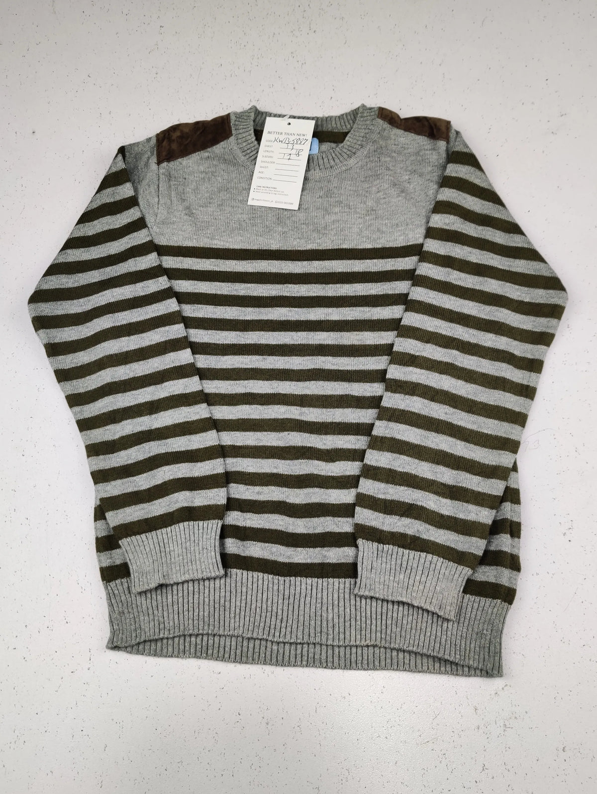 Buy online pre-used pre-loved 100% authentic & Original branded F&F (KWB-5887) available in Pakistan. Top international brands avilable.
