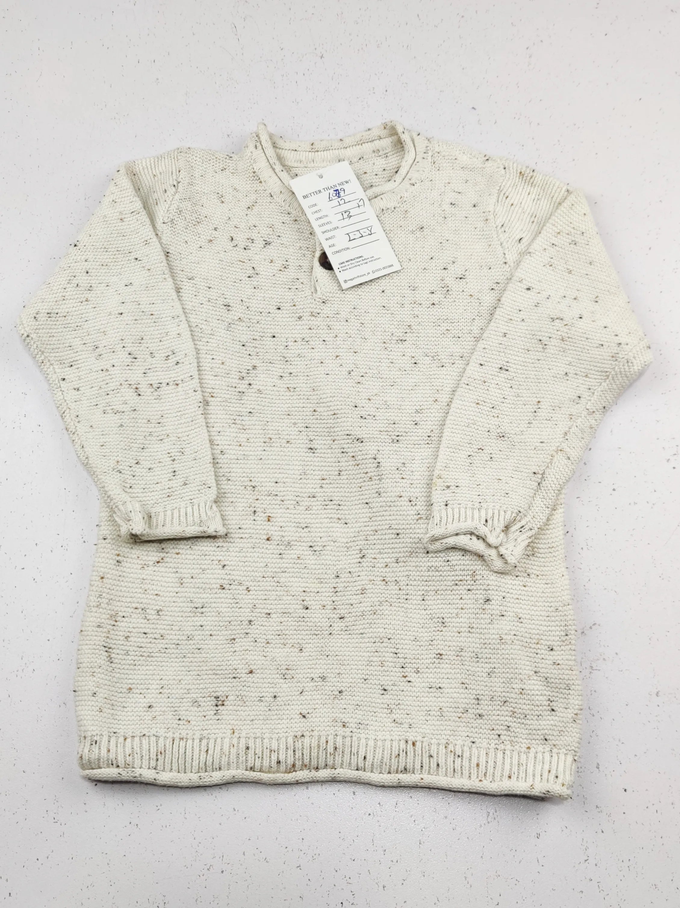 Buy online pre-used pre-loved 100% authentic & Original branded Unknown Brand (KWB-6079) available in Pakistan. Top international brands avilable.