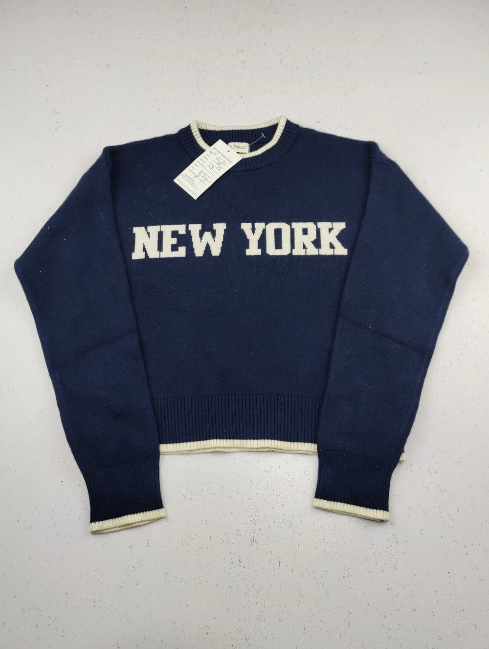 Buy online pre-used pre-loved 100% authentic & Original branded F&F (KWB-6130) available in Pakistan. Top international brands avilable.