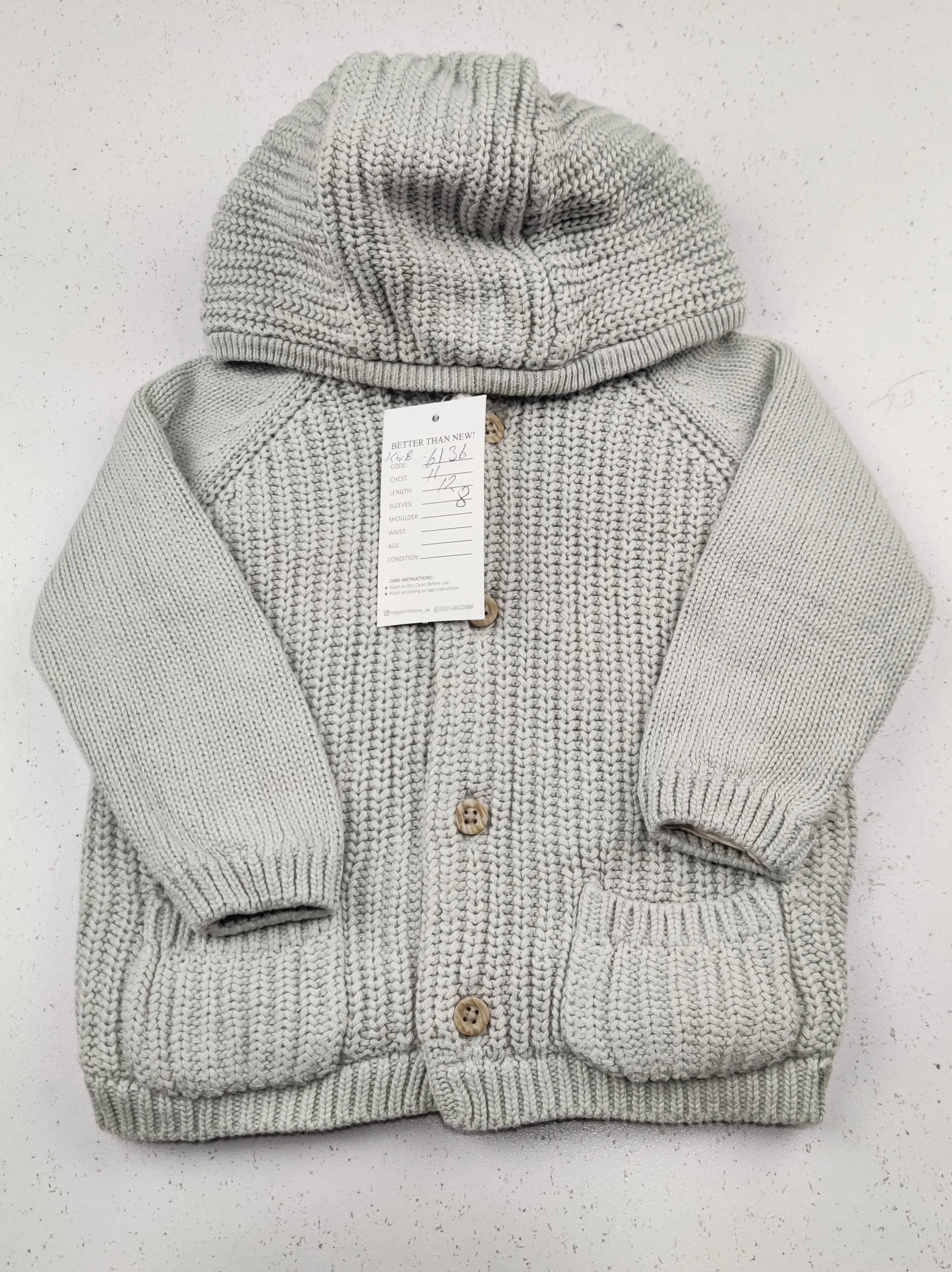 Buy online pre-used pre-loved 100% authentic & Original branded Tu (KWB-6136) available in Pakistan. Top international brands avilable.
