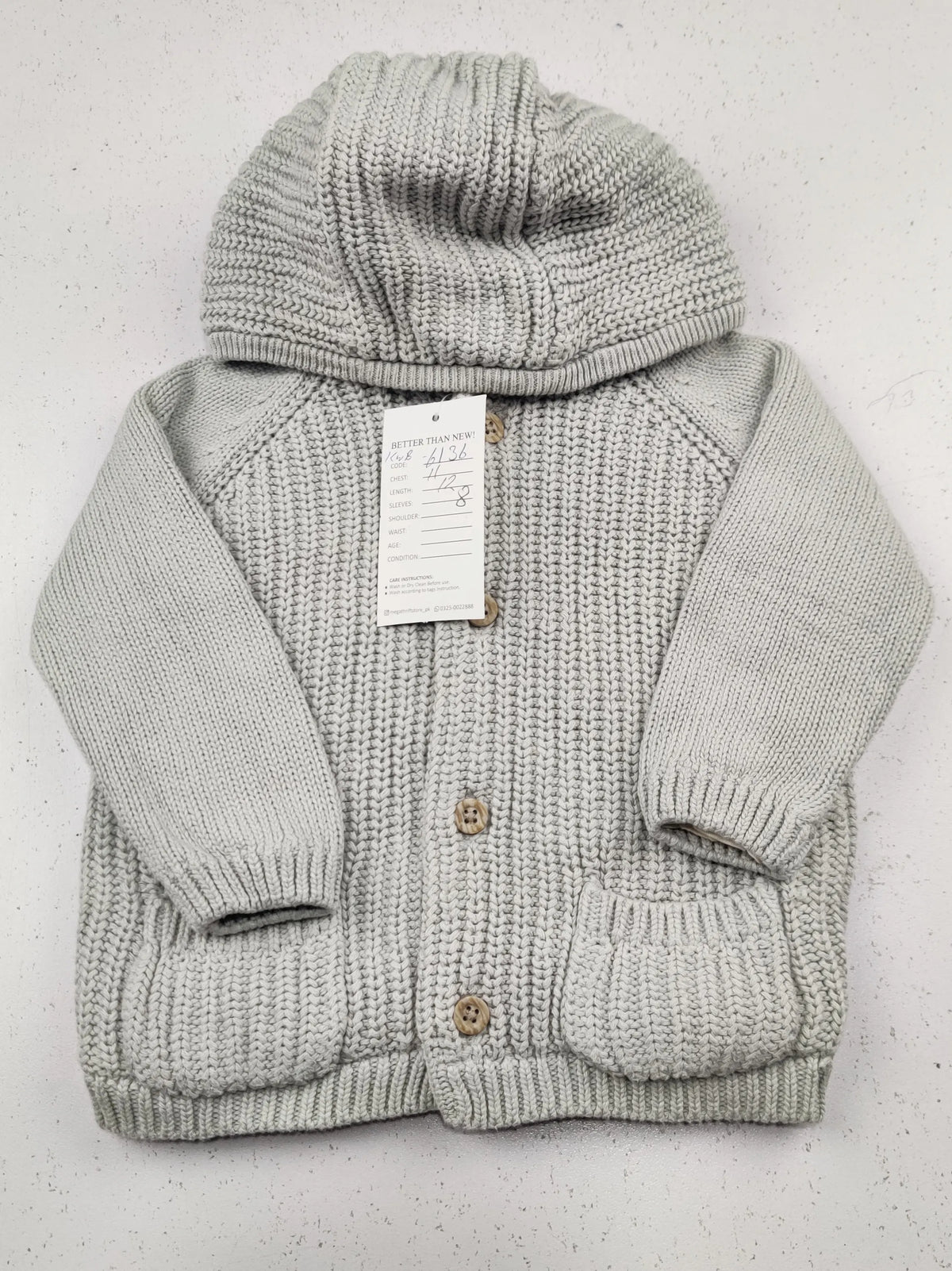 Buy online pre-used pre-loved 100% authentic & Original branded Tu (KWB-6136) available in Pakistan. Top international brands avilable.
