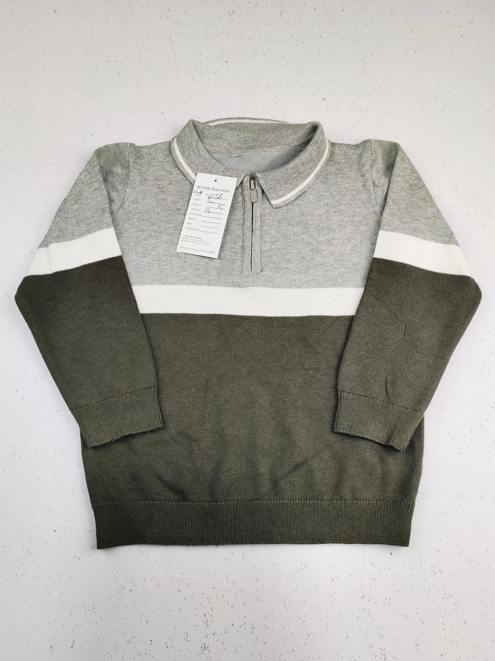 Buy online pre-used pre-loved 100% authentic & Original branded Unknown Brand (KWB-6156) available in Pakistan. Top international brands avilable.