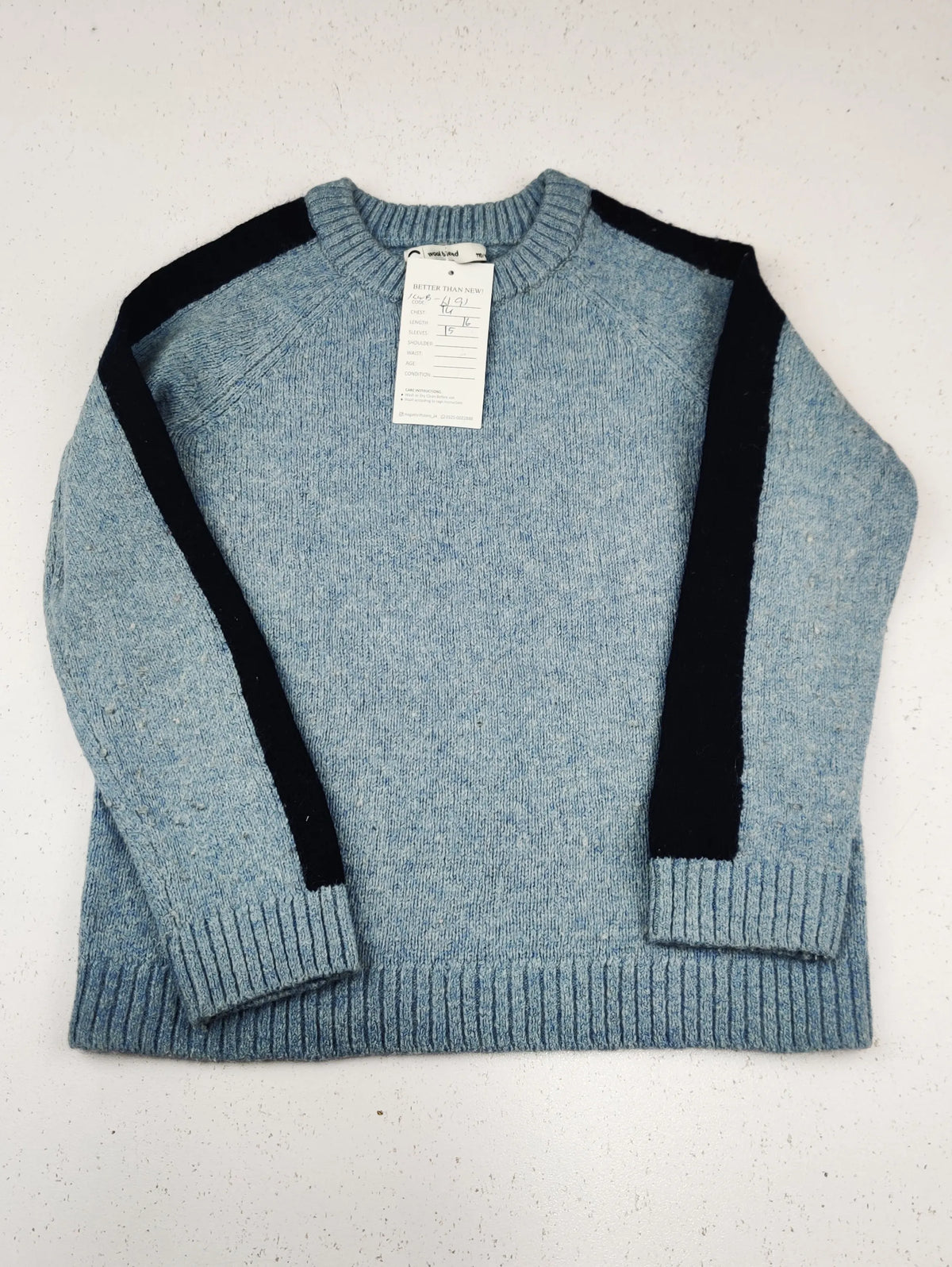 Buy online pre-used pre-loved 100% authentic & Original branded Unknown Brand (KWB-6191) available in Pakistan. Top international brands avilable.