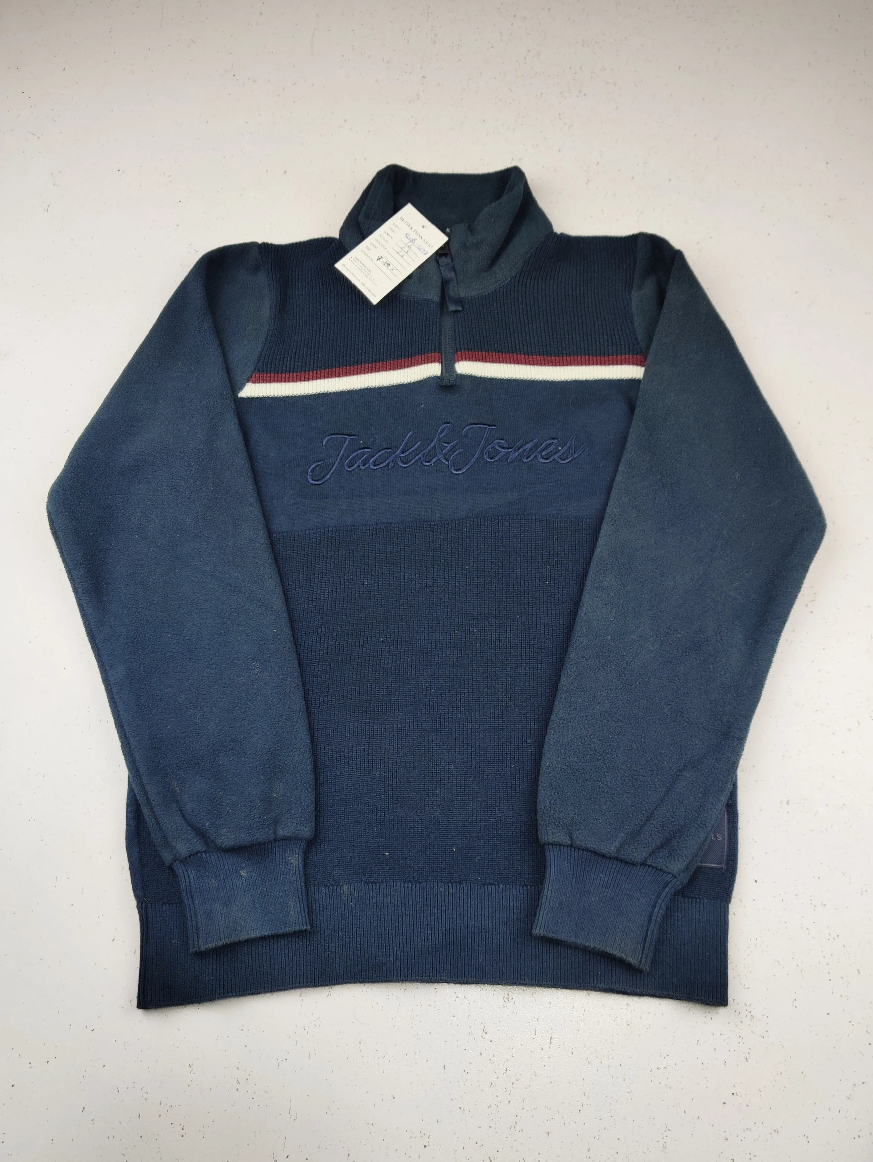Buy online pre-used pre-loved 100% authentic & Original branded Jack & Jones (KWB-6198) available in Pakistan. Top international brands avilable.
