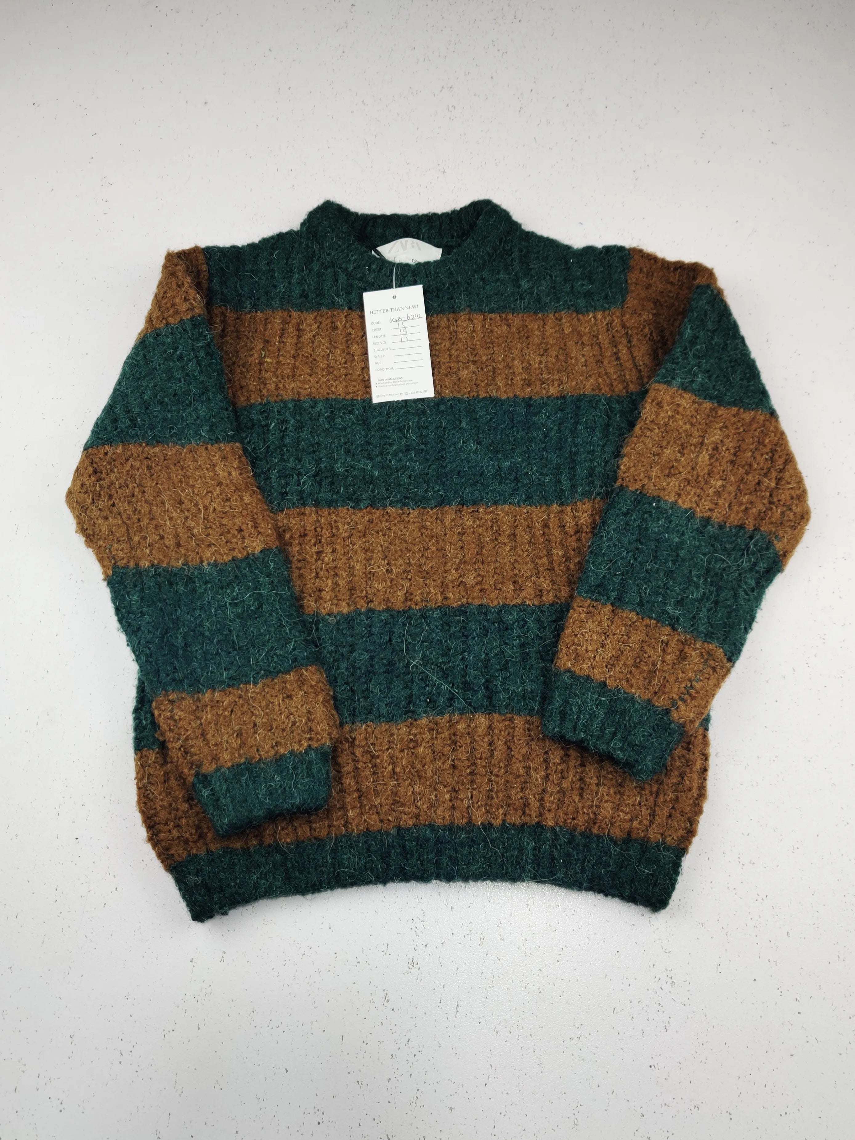 Buy online pre-used pre-loved 100% authentic & Original branded Zara (KWB-6242) available in Pakistan. Top international brands avilable.