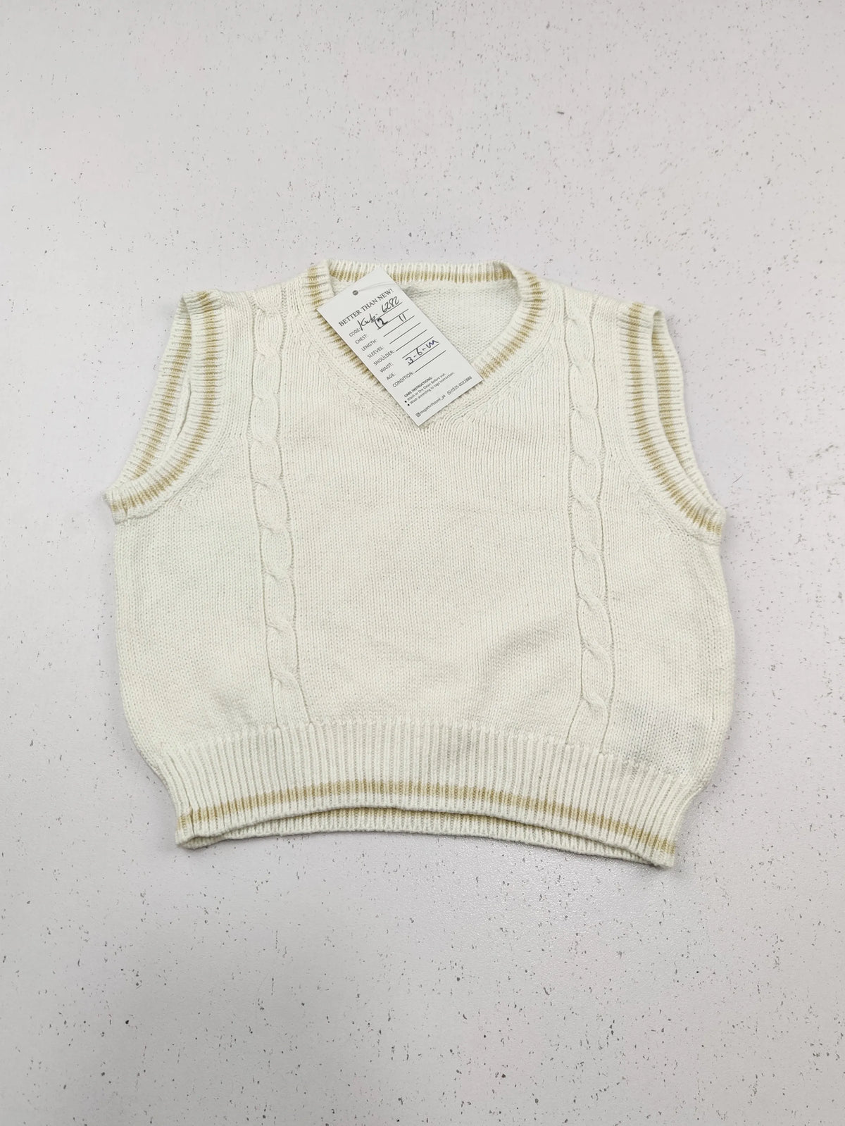 Buy online pre-used pre-loved 100% authentic & Original branded Zip Zap (KWB-6282) available in Pakistan. Top international brands avilable.