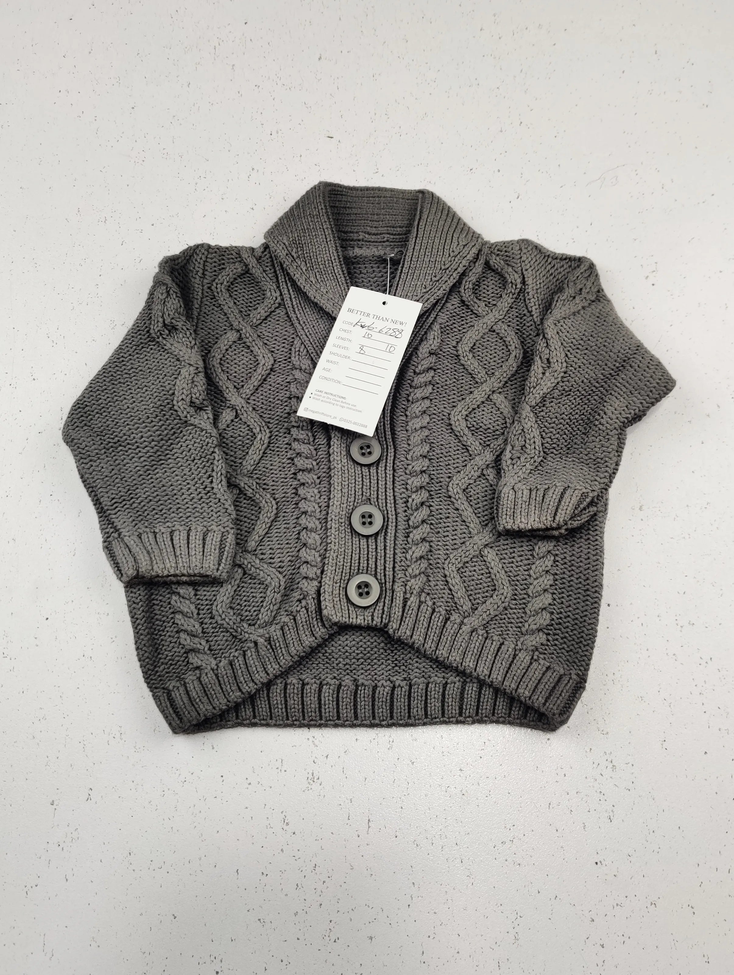 Buy online pre-used pre-loved 100% authentic & Original branded Unknown Brand (KWB-6288) available in Pakistan. Top international brands avilable.