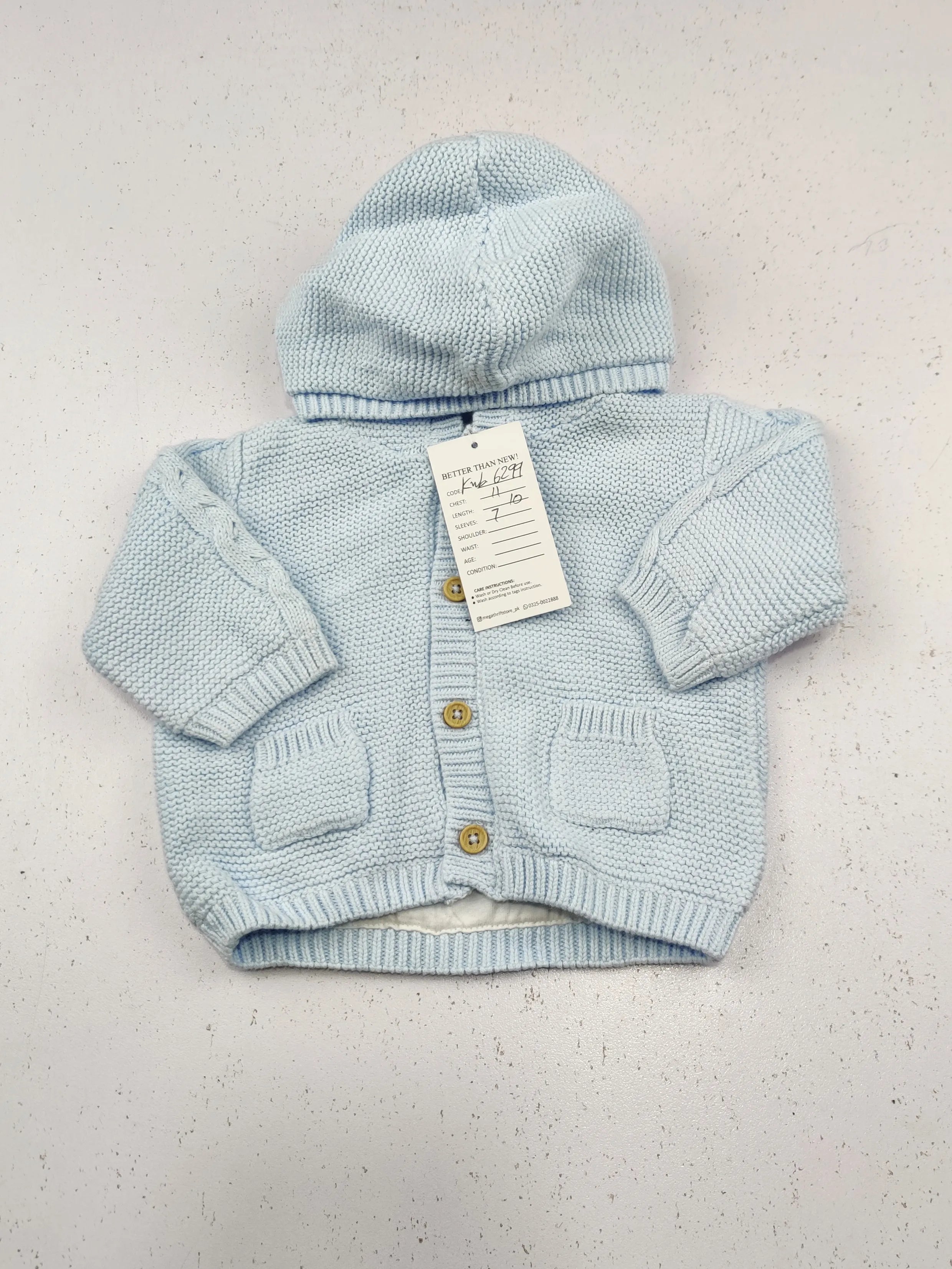 Buy online pre-used pre-loved 100% authentic & Original branded Unknown Brand (KWB-6299) available in Pakistan. Top international brands avilable.