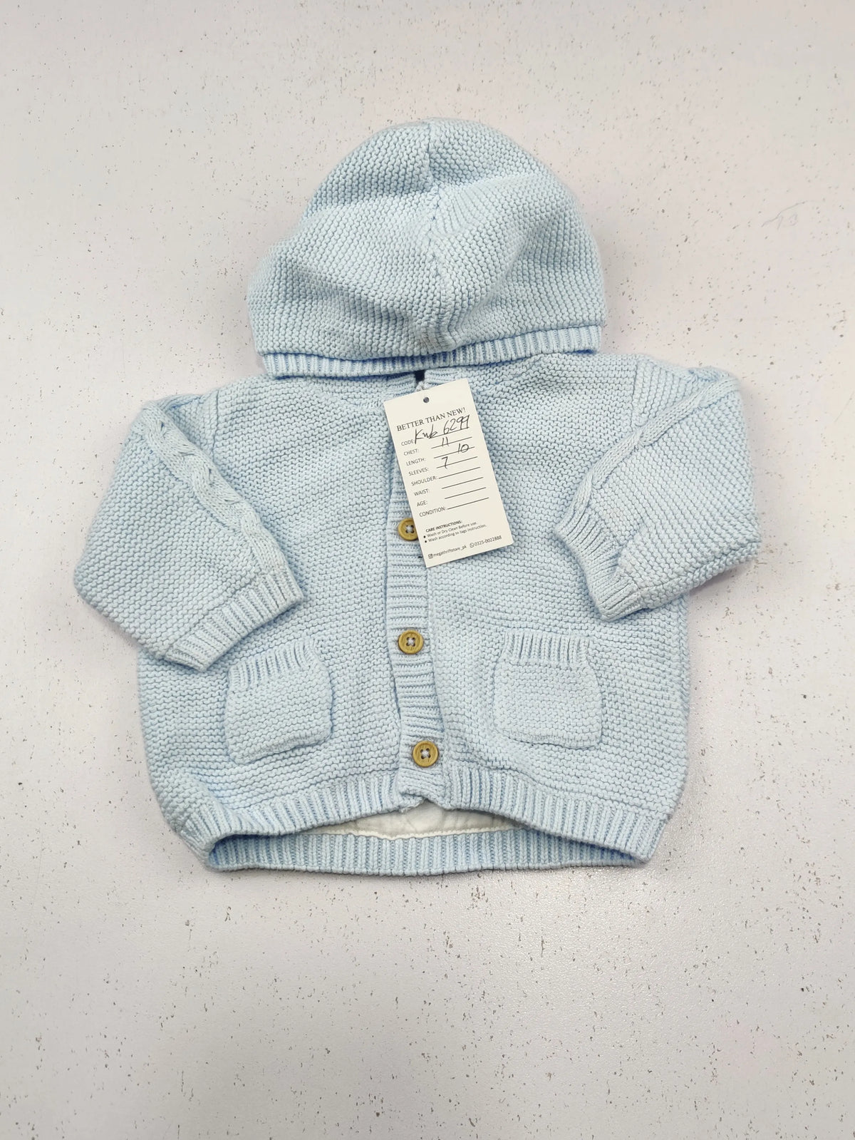 Buy online pre-used pre-loved 100% authentic & Original branded Unknown Brand (KWB-6299) available in Pakistan. Top international brands avilable.