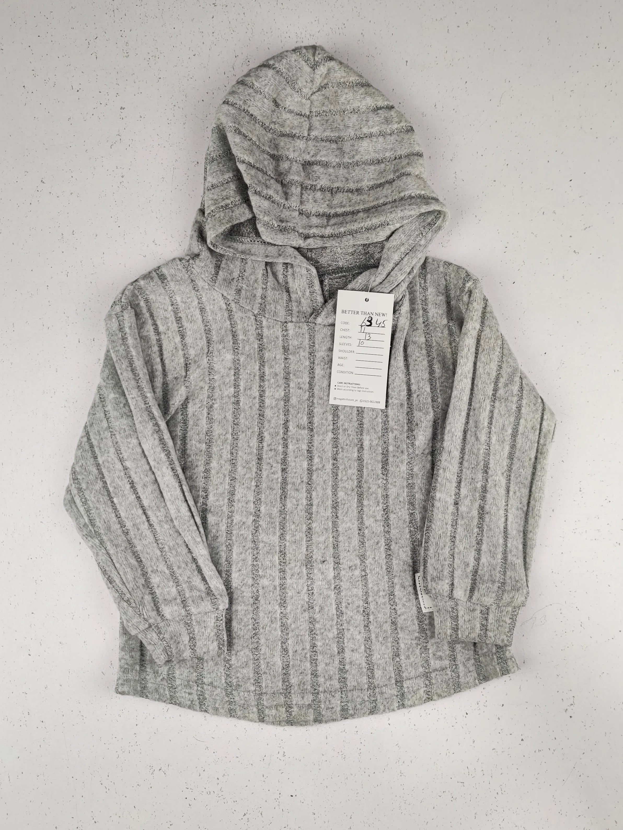 Buy online pre-used pre-loved 100% authentic & Original branded Unknown Brand (KWB-6345) available in Pakistan. Top international brands avilable.