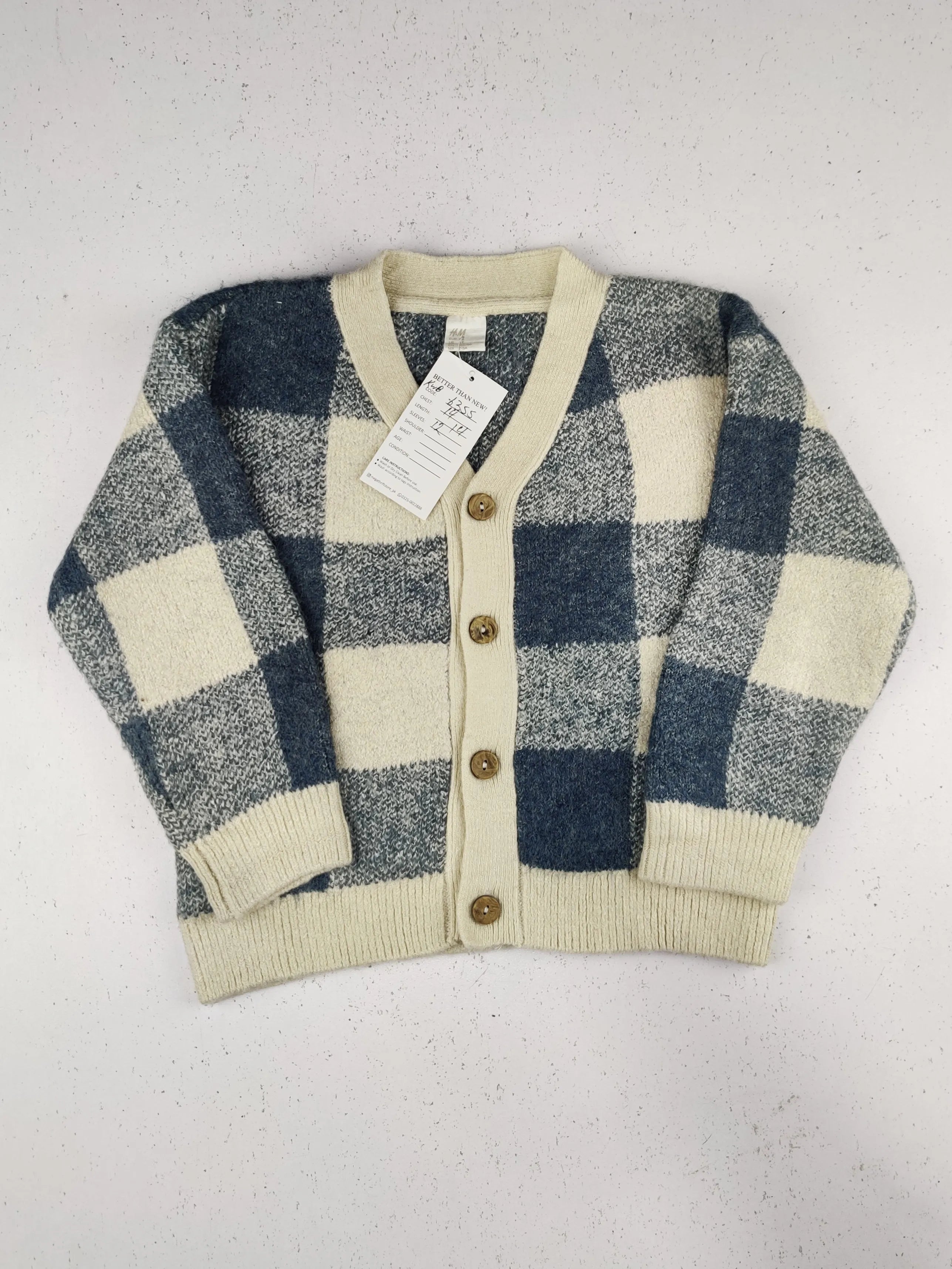 Buy online pre-used pre-loved 100% authentic & Original branded H&M (KWB-6355) available in Pakistan. Top international brands avilable.