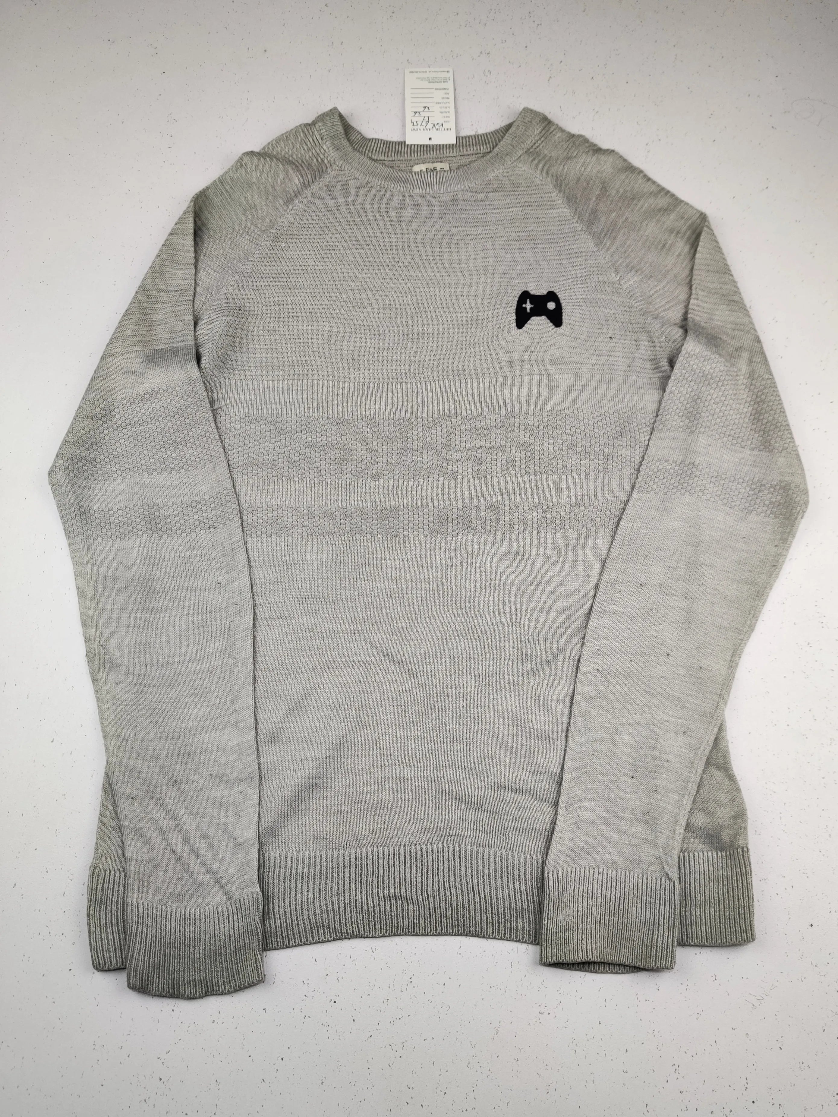 F&F (KWB-6754)