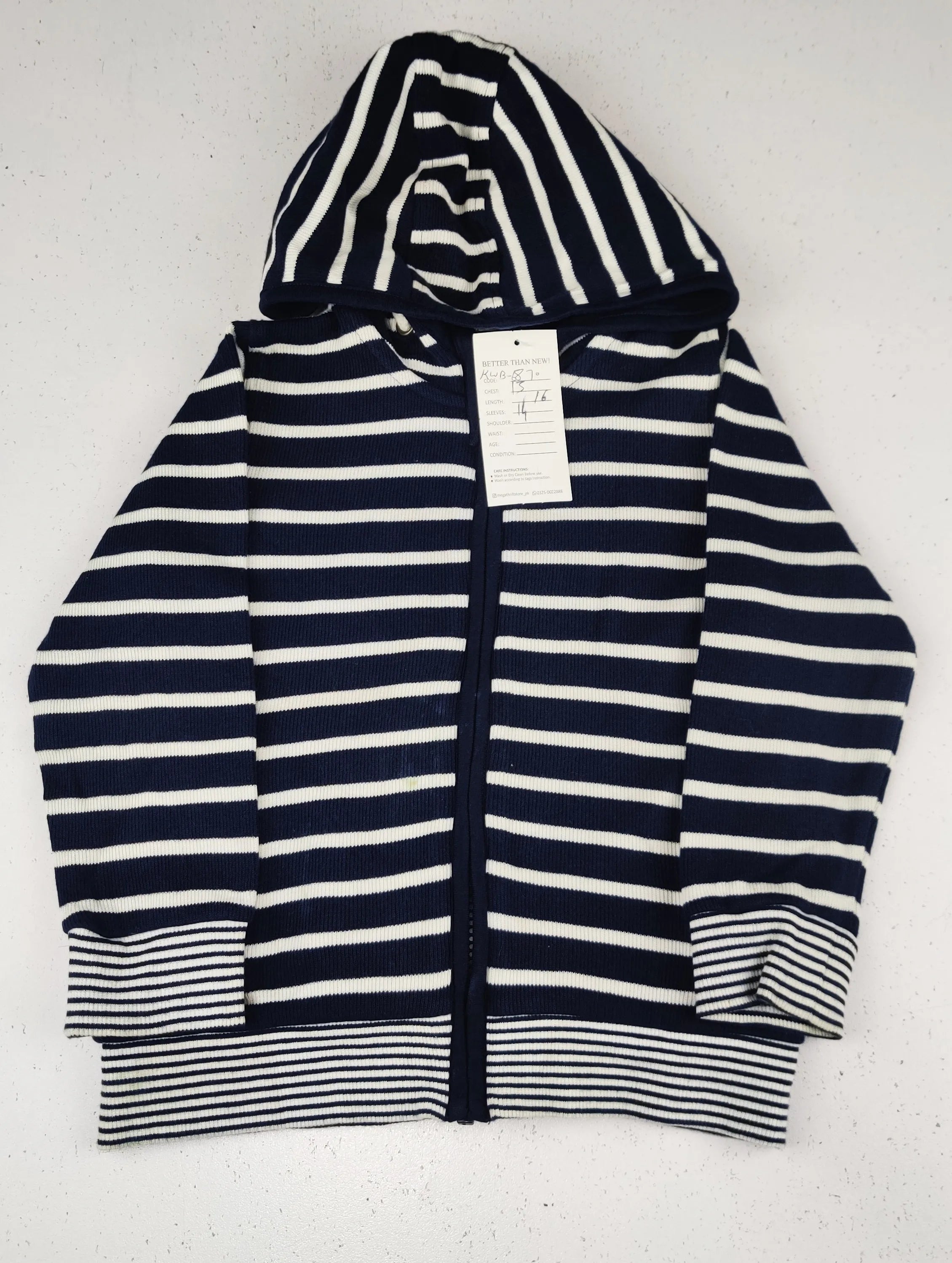 Marks & Spencer (KWB-6870)