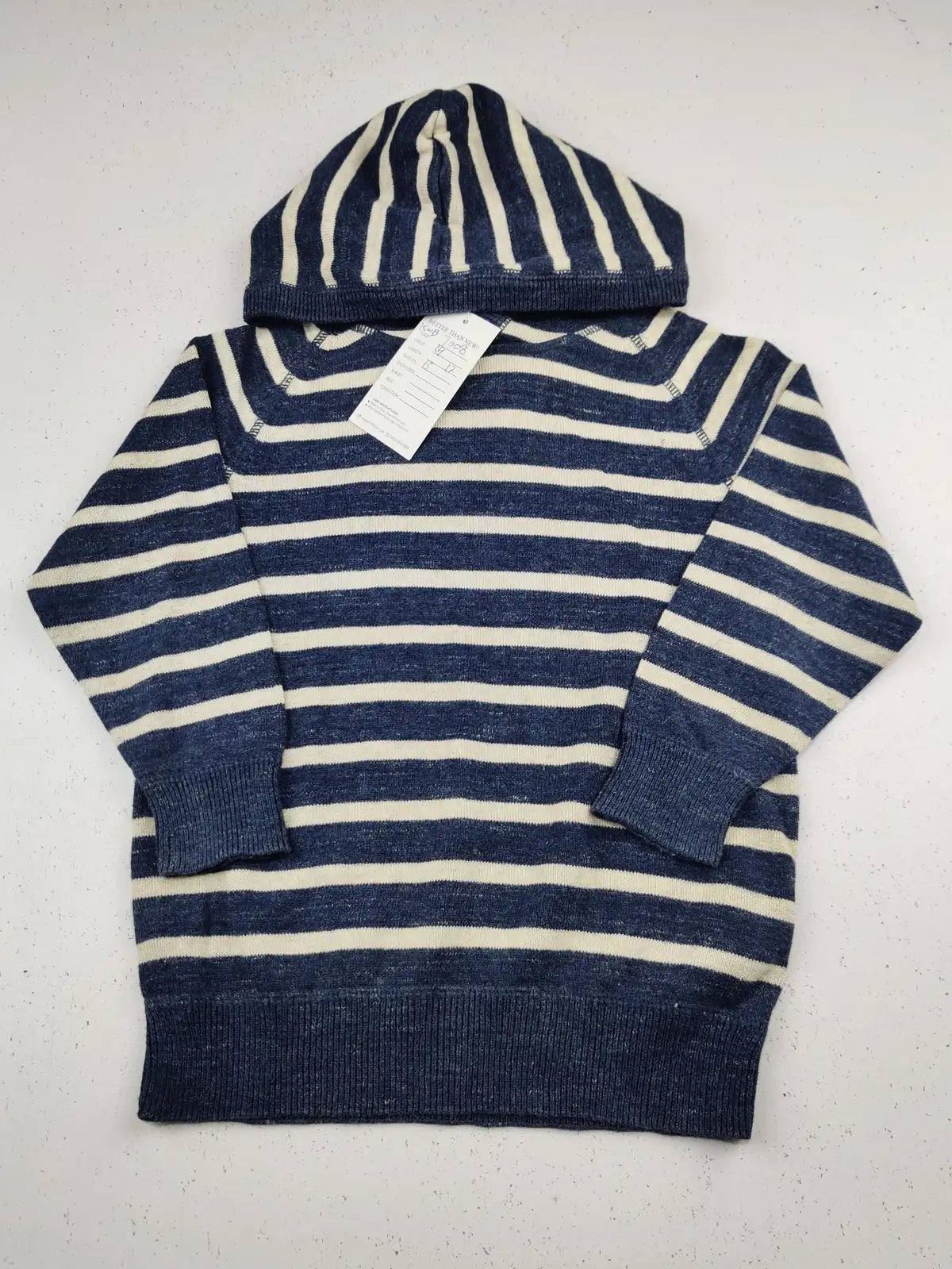Buy online pre-used pre-loved 100% authentic & Original branded H&M (KWB-7008) available in Pakistan. Top international brands avilable.