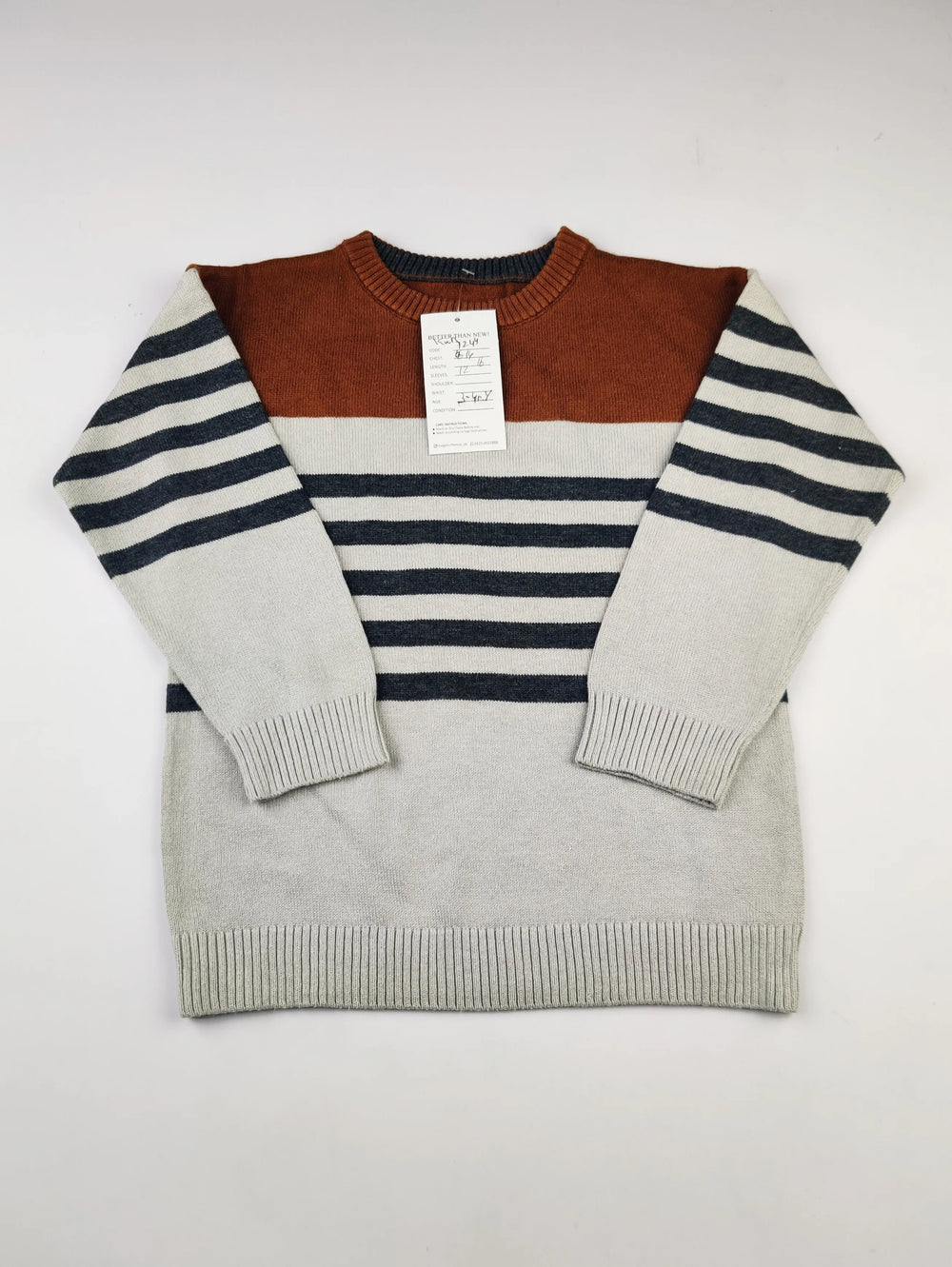 Buy online pre-used pre-loved 100% authentic & Original branded Unknown Brand (KWB-7244) available in Pakistan. Top international brands avilable.