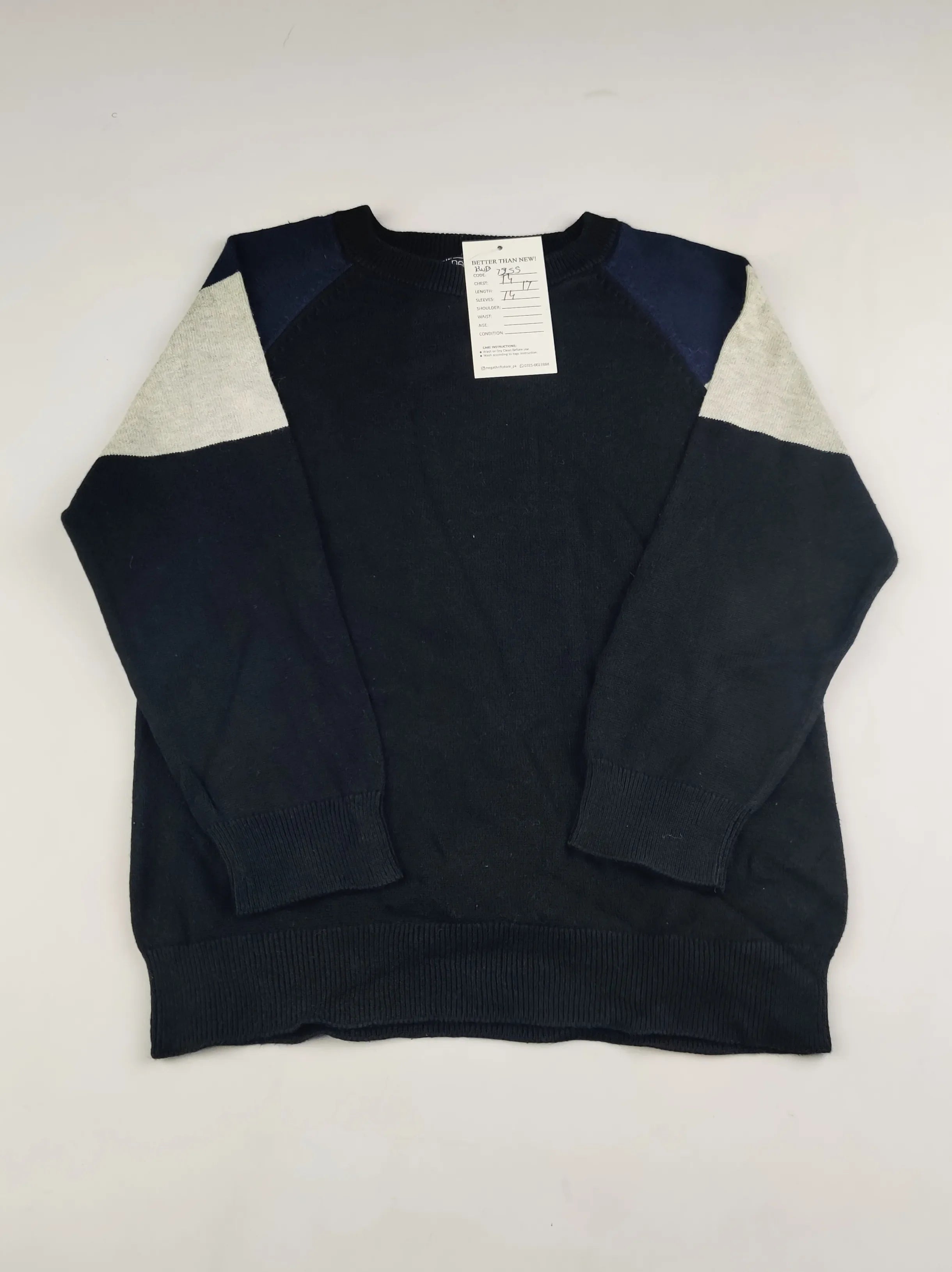 Buy online pre-used pre-loved 100% authentic & Original branded Robert Di Roma (KWB-7355) available in Pakistan. Top international brands avilable.