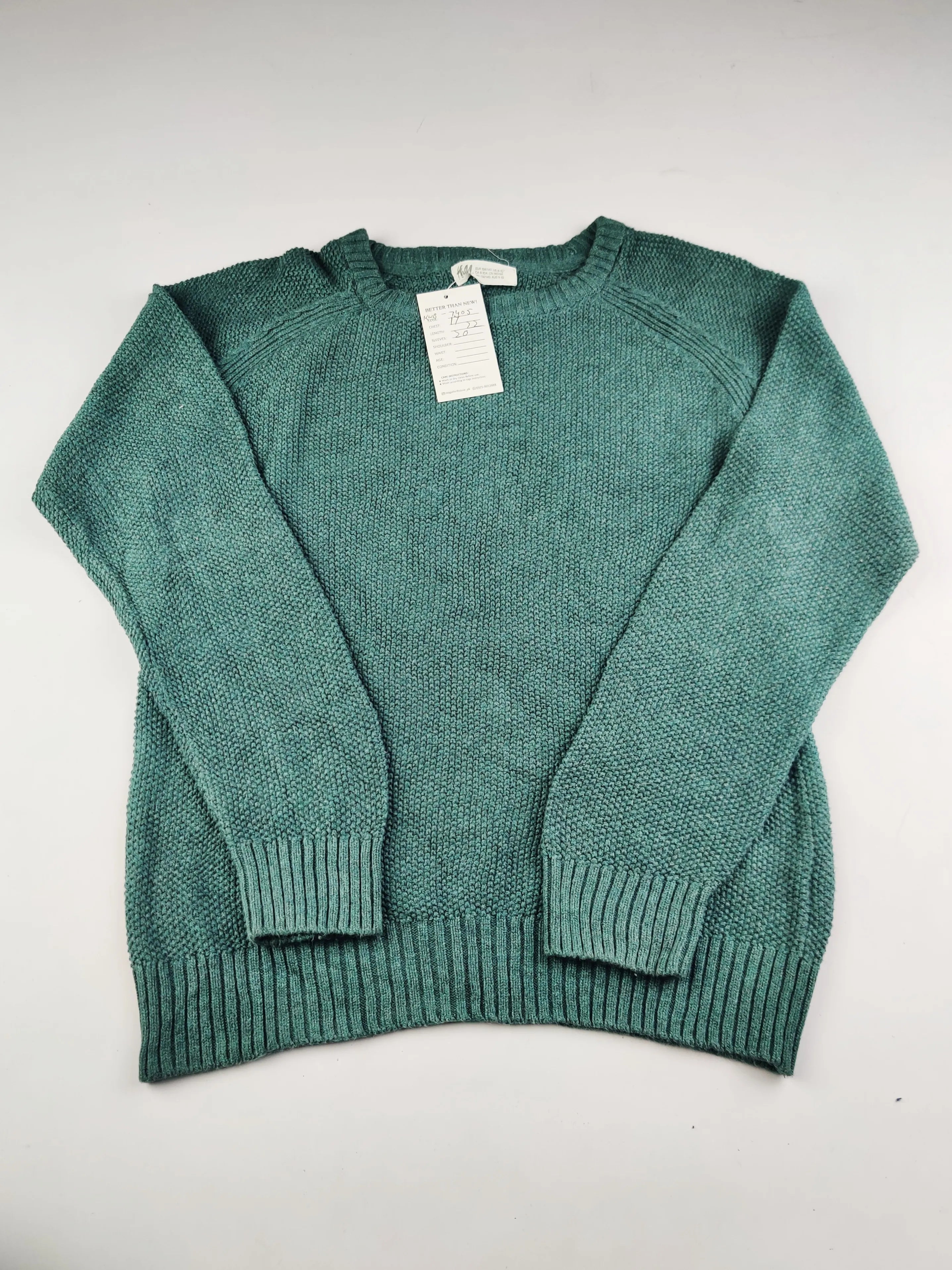 Buy online pre-used pre-loved 100% authentic & Original branded H&M (KWB-7405) available in Pakistan. Top international brands avilable.