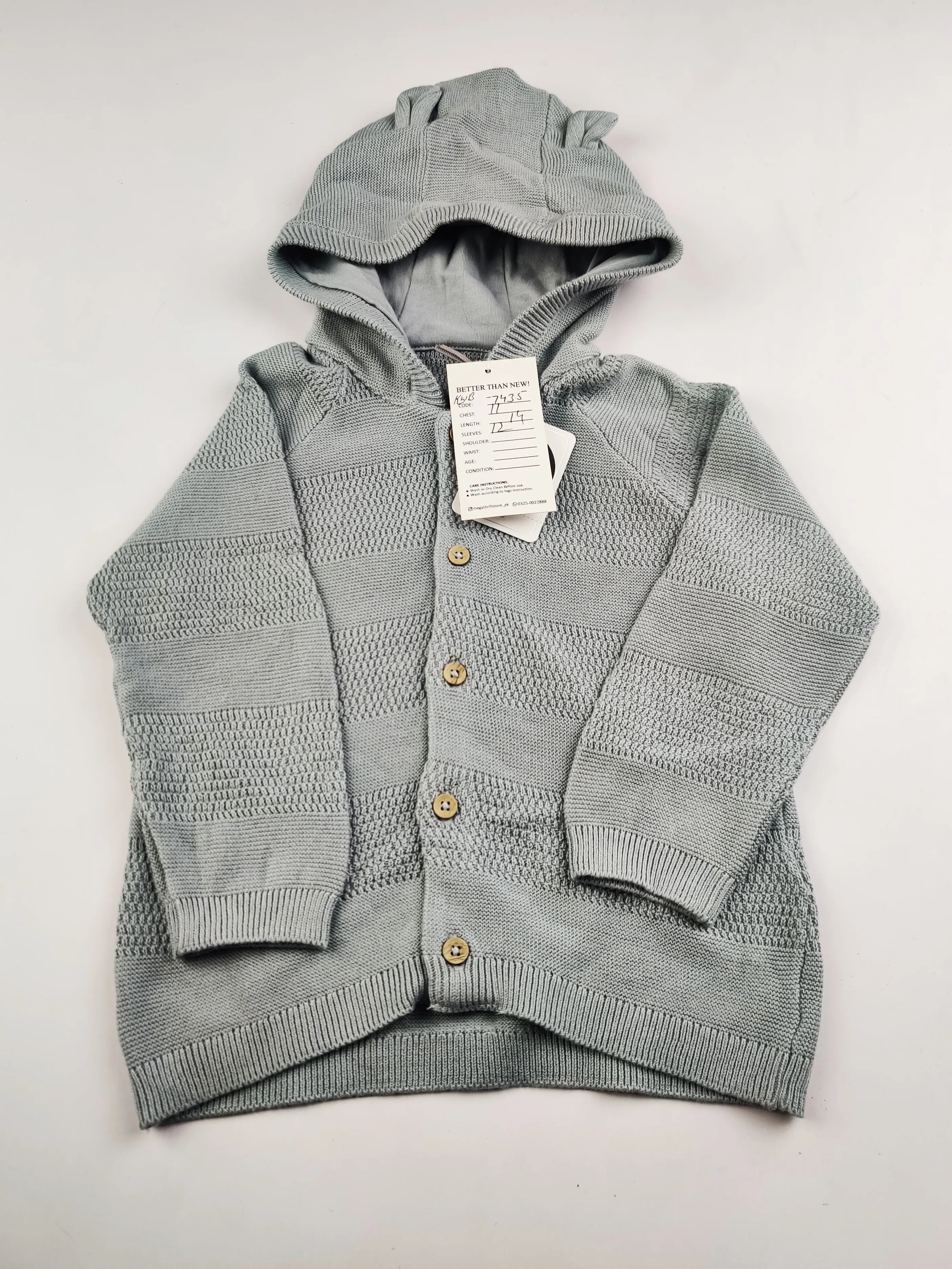 Buy online pre-used pre-loved 100% authentic & Original branded Tu (KWB-7435) available in Pakistan. Top international brands avilable.