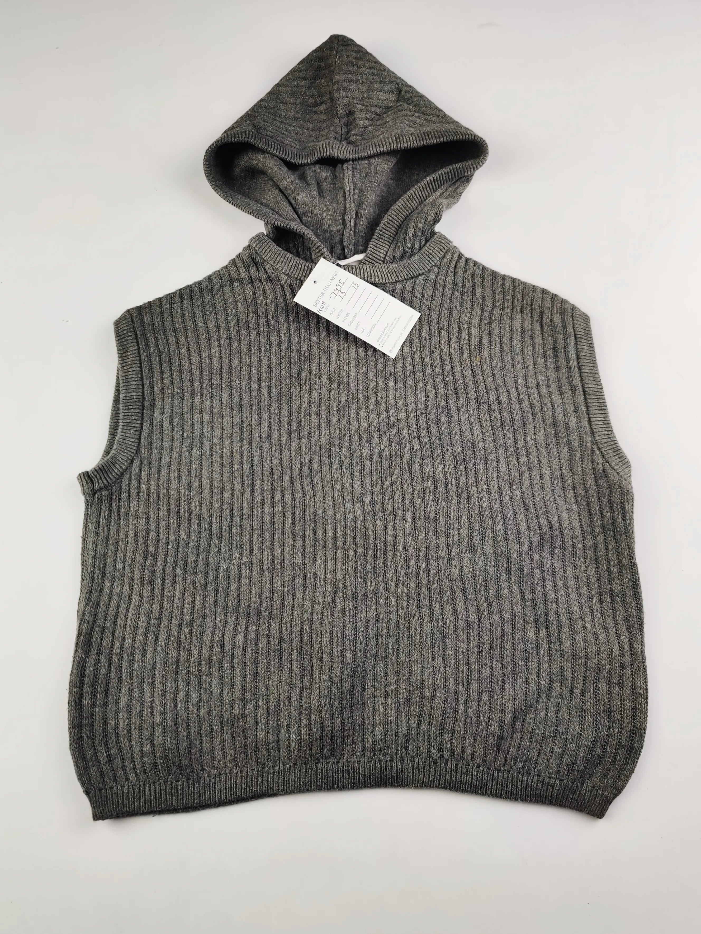 Buy online pre-used pre-loved 100% authentic & Original branded Zara (KWB-7498) available in Pakistan. Top international brands avilable.