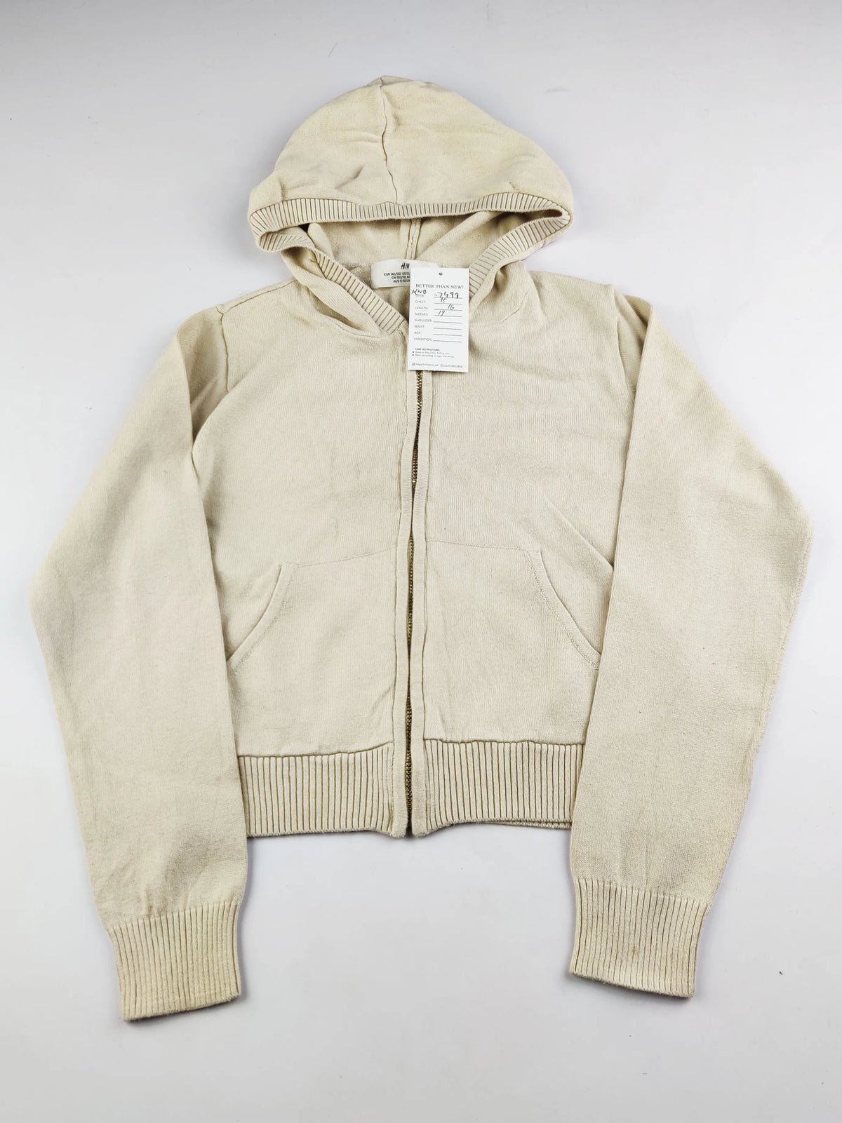 Buy online pre-used pre-loved 100% authentic & Original branded H&M (KWB-7499) available in Pakistan. Top international brands avilable.