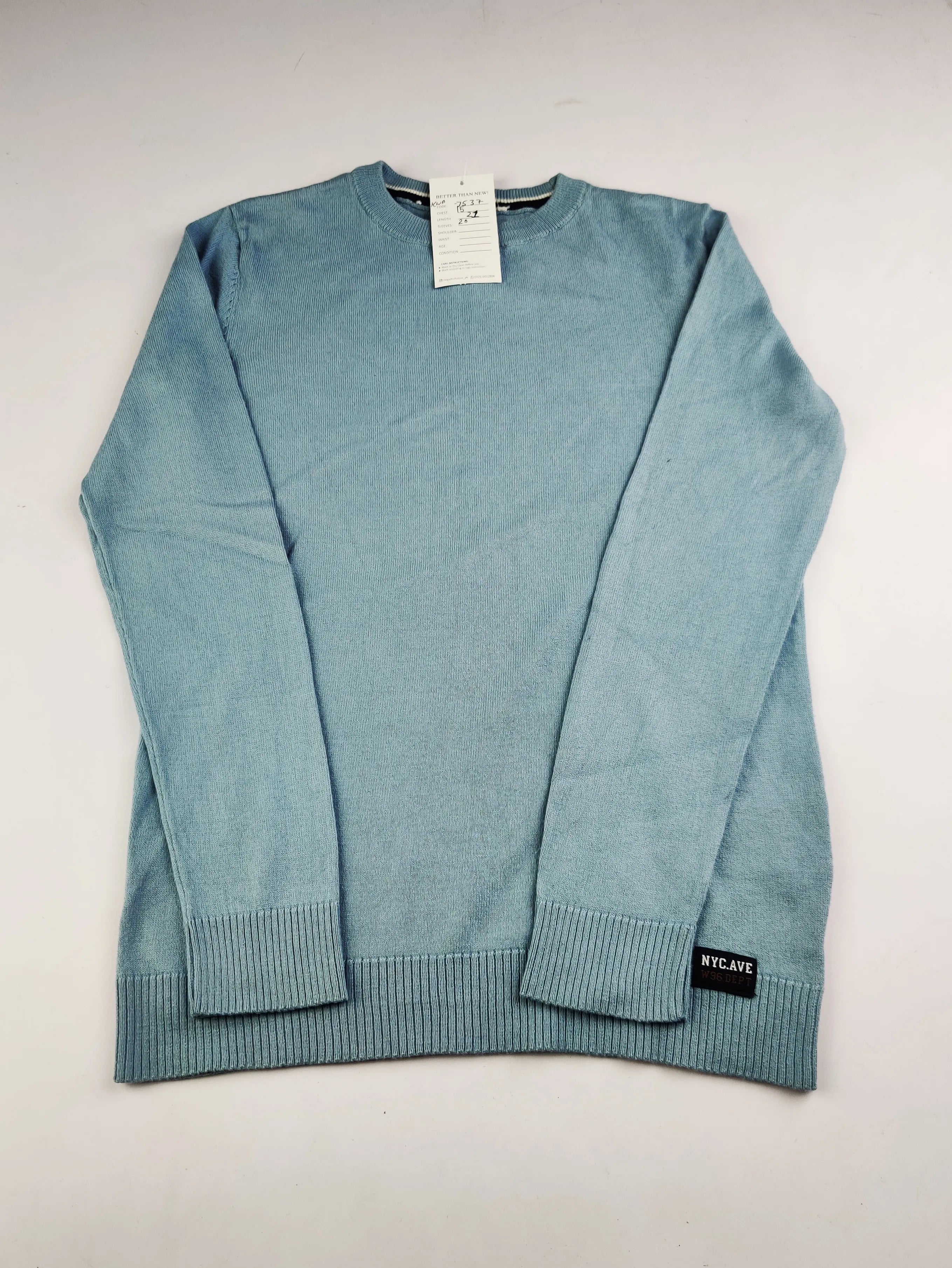Buy online pre-used pre-loved 100% authentic & Original branded Unknown Brand (KWB-7537) available in Pakistan. Top international brands avilable.
